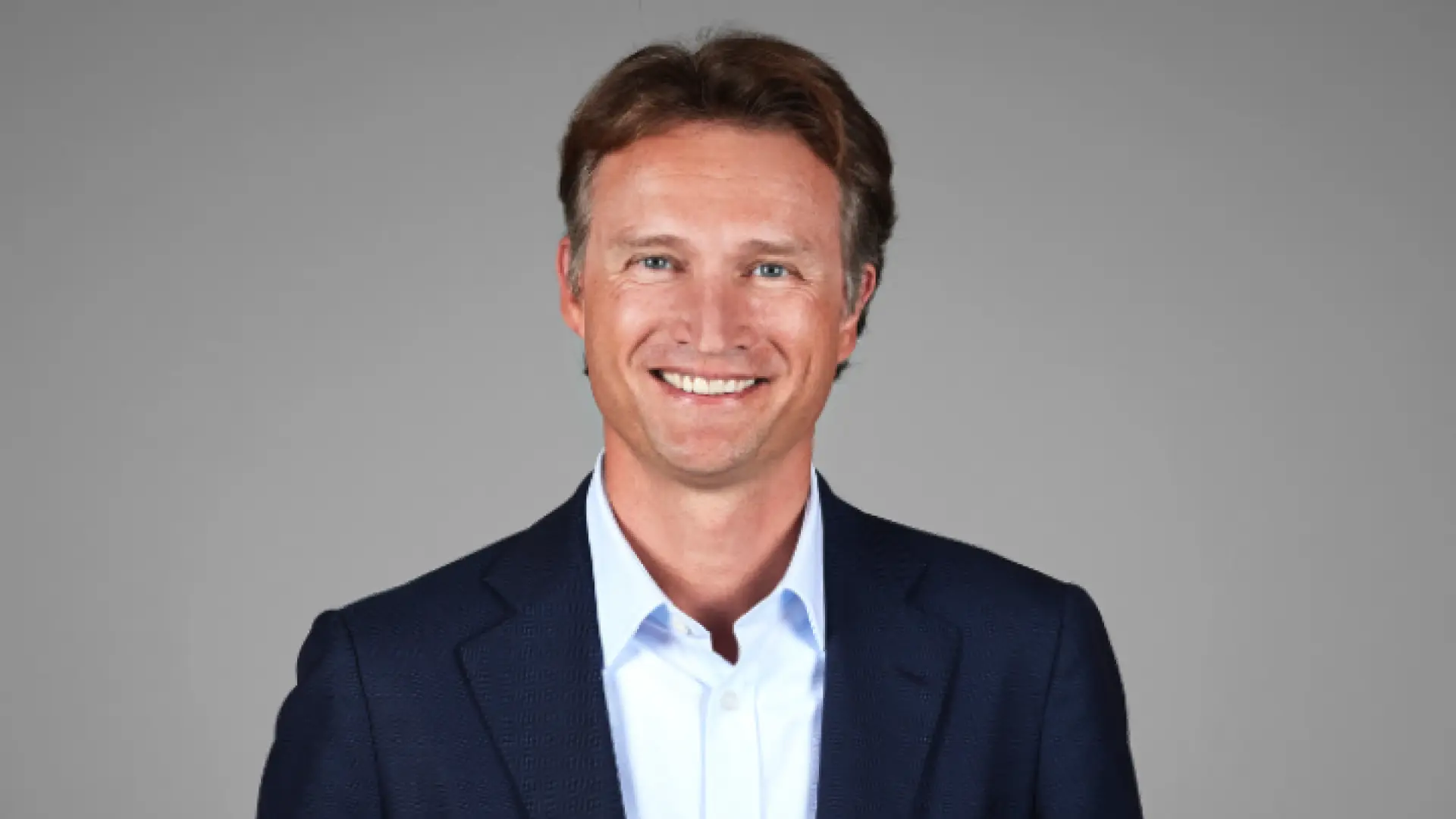 El CEO de Heineken, Dorf van den Brink, dejará la compañía a finales de mayo tras casi 6 años al frente