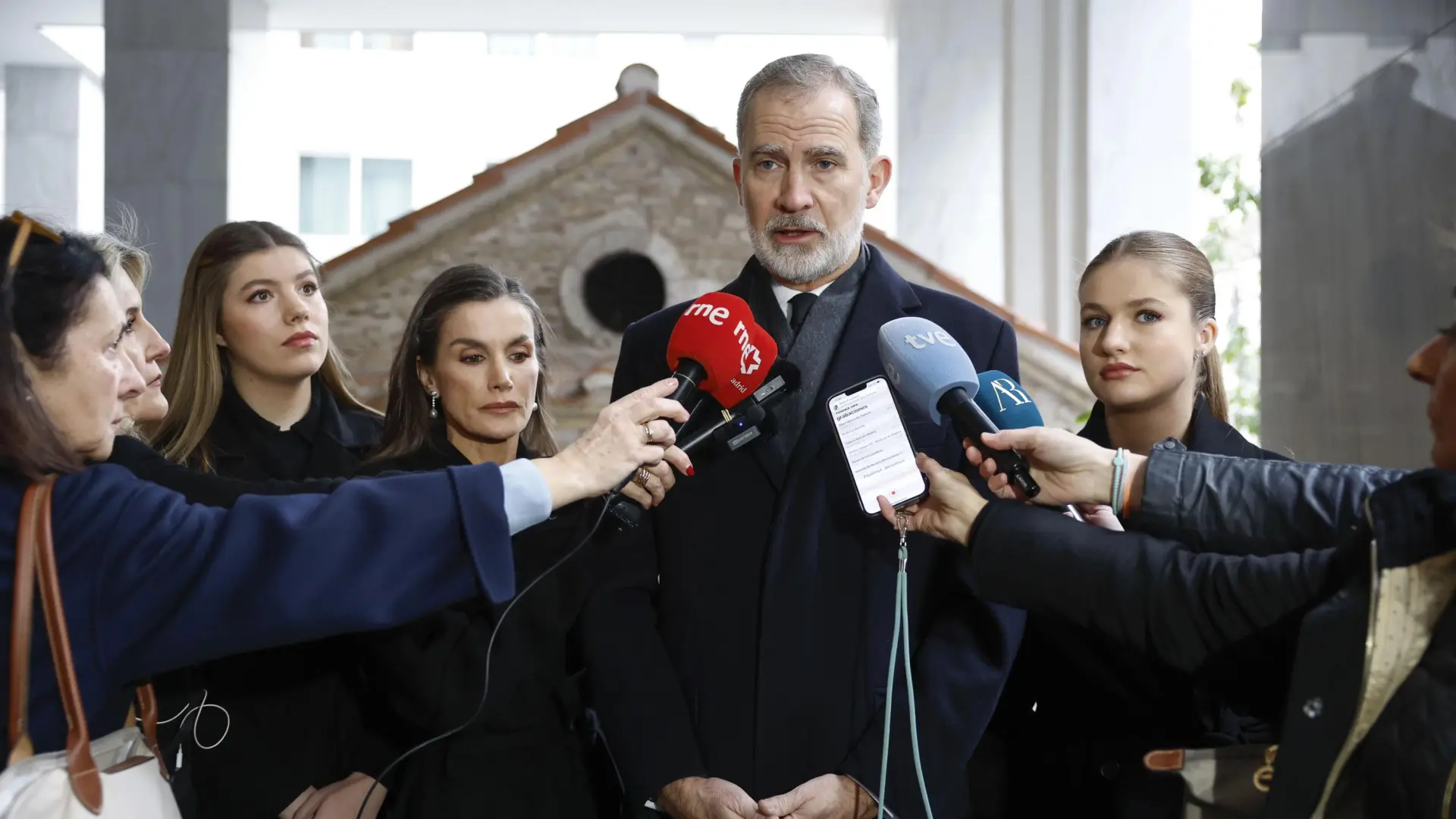 Los reyes adelantan su vuelta desde Atenas y viajarán a Córdoba por el gravísimo accidente de trenes: "Estamos realmente preocupados"