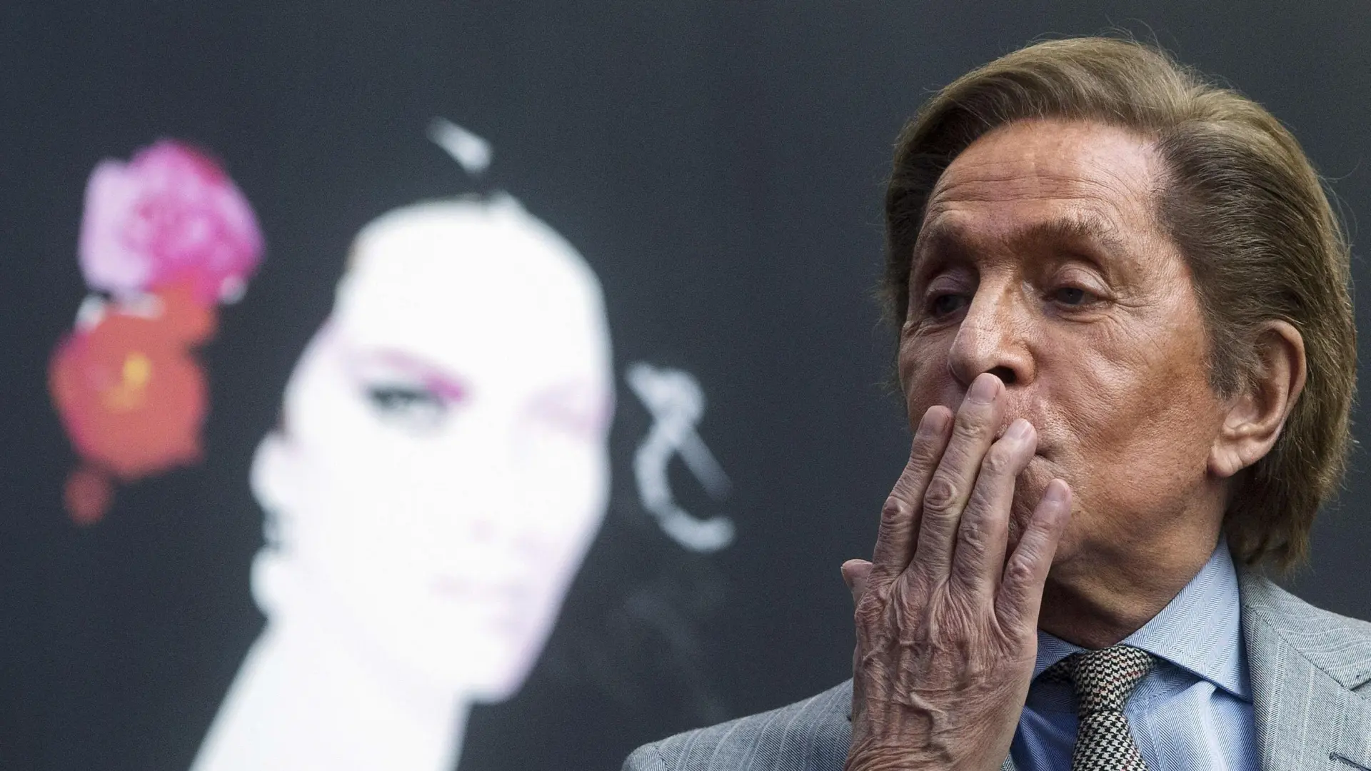 Muere Valentino Garavani, el célebre diseñador italiano, a los 93 años