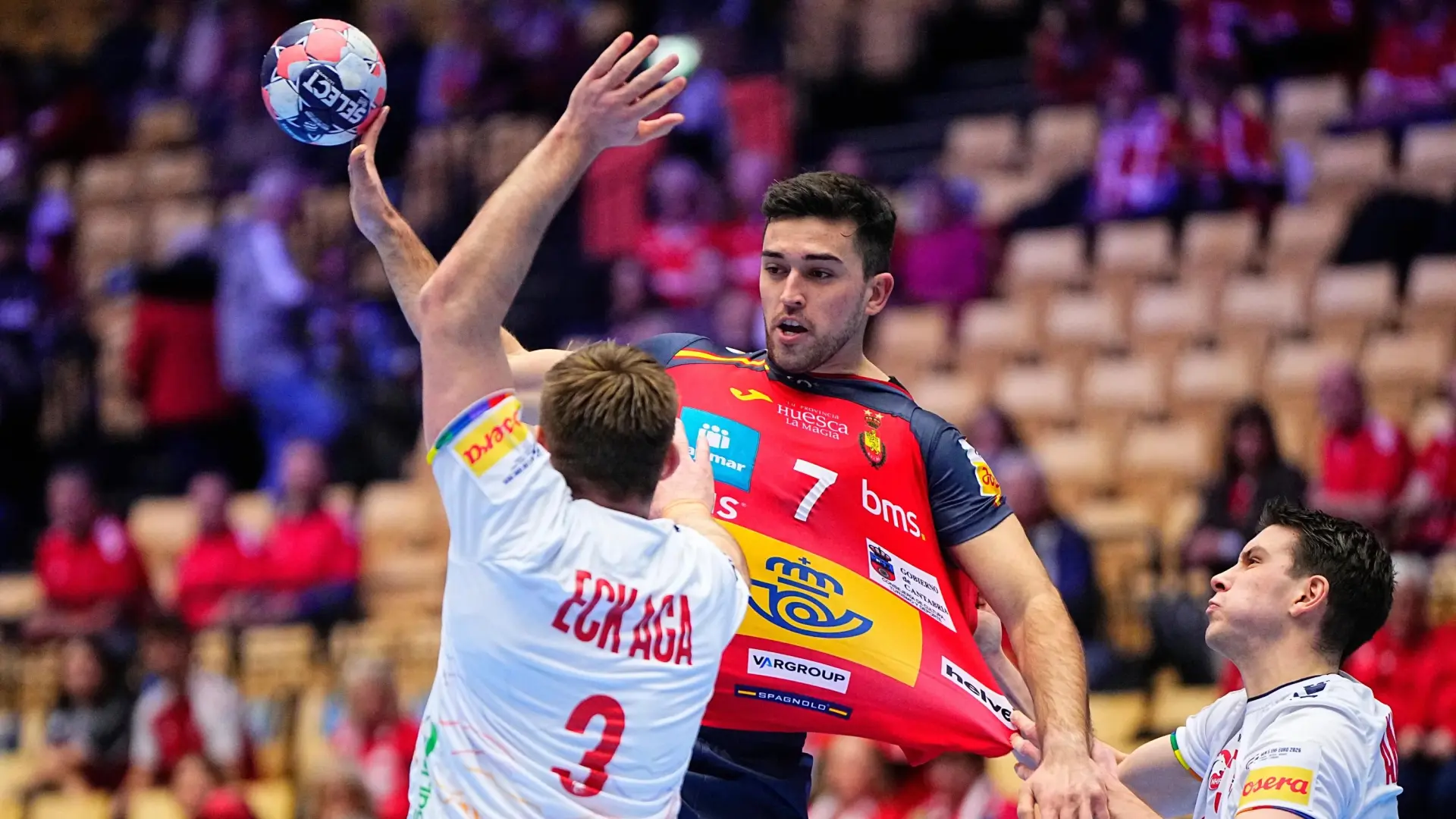 Cruel derrota de los Hispanos, al borde del abismo en la Main Round del Europeo