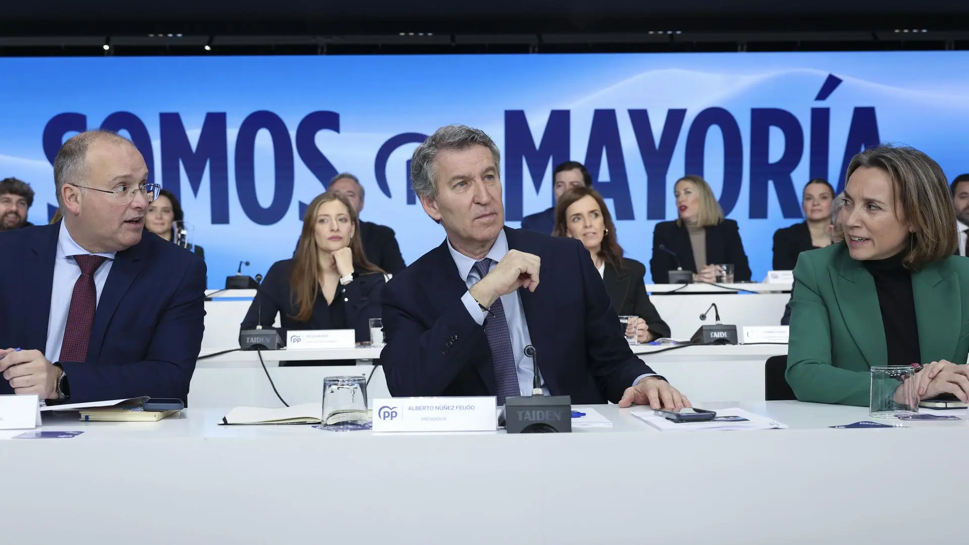 El PP lanza un decálogo de medidas urgentes para paliar el "deterioro" de la clase media con Sánchez: ahorro, salarios, vivienda...