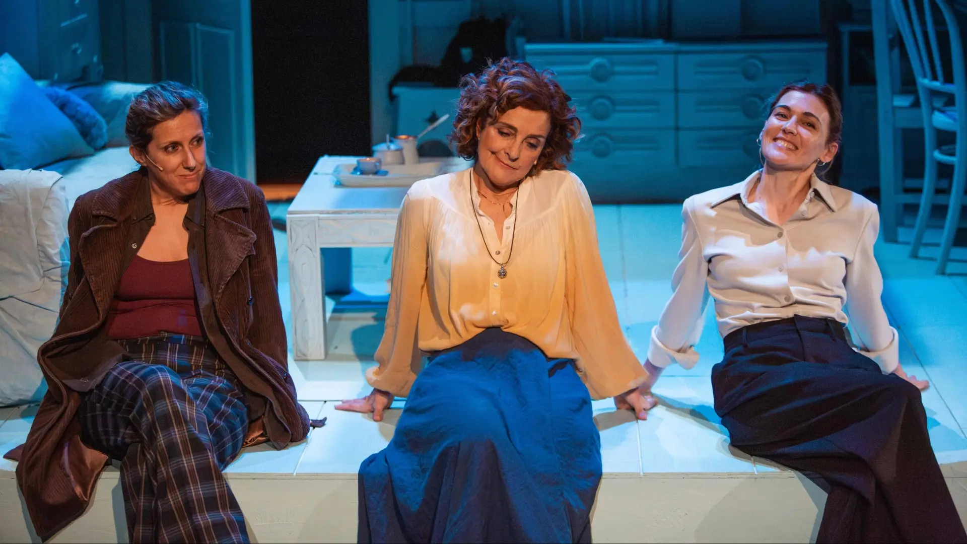 Planes para el fin de semana en Madrid: un viaje a Ítaca, noches de carnaval, magia de cerca y el cine de Guerín