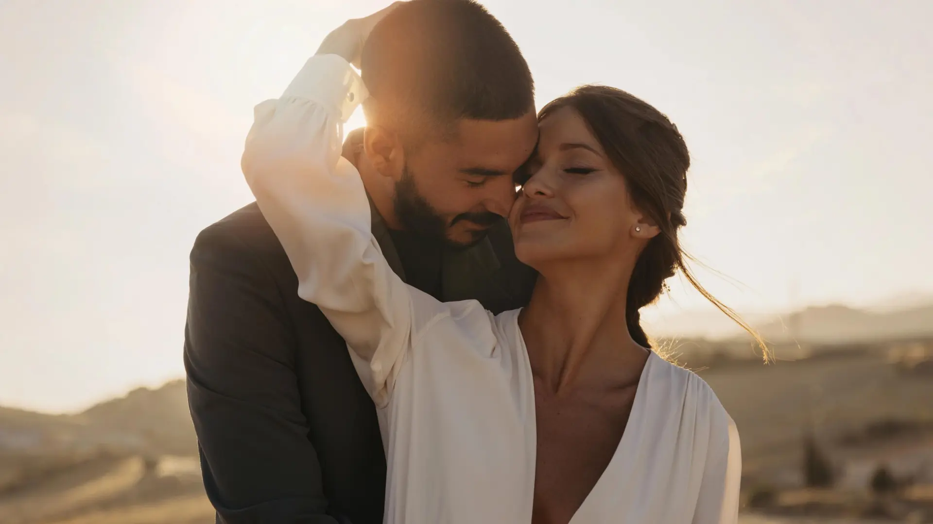 Emma Goberna, psicóloga: "El amor sano aparece cuando las tres 'A' se encuentran en equilibrio: atracción, afecto y admiración"