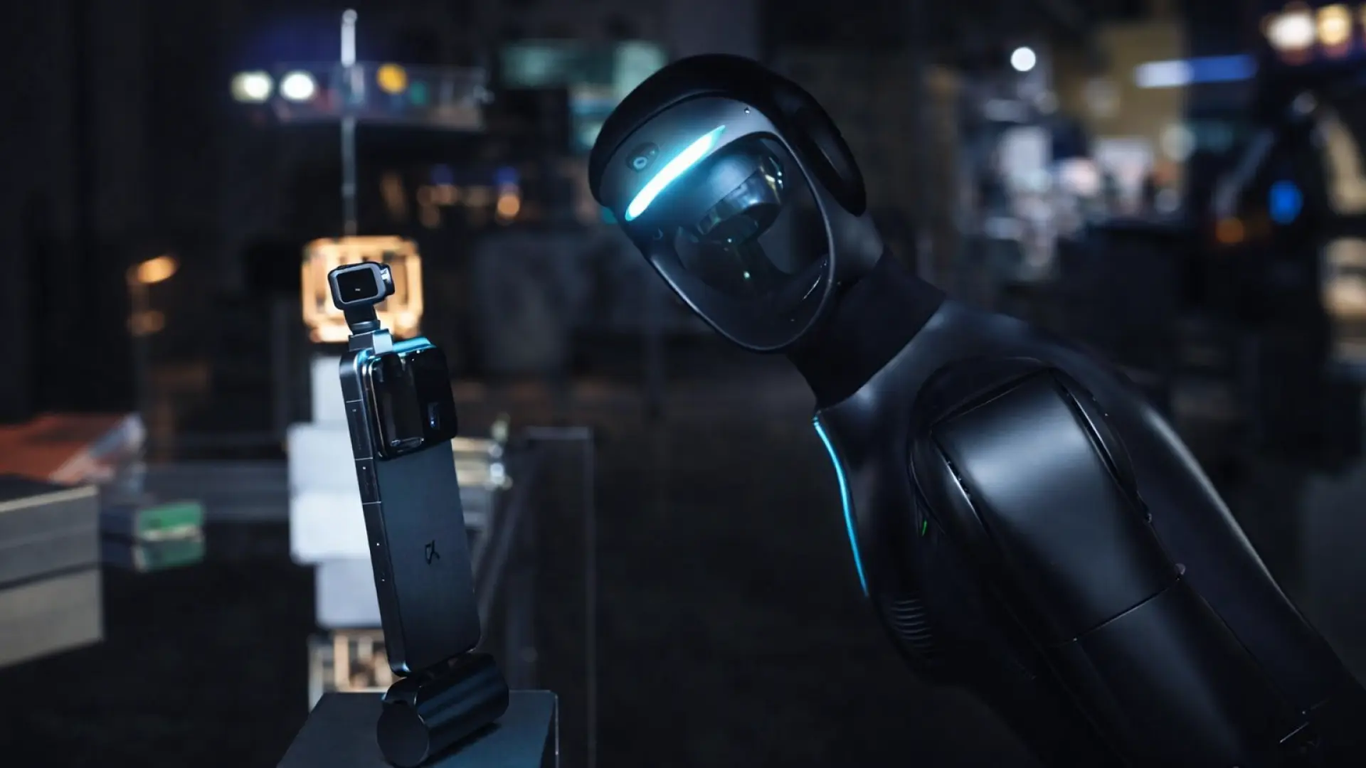 Primer robot humanoide confirmado en MWC: es de HONOR y es el compañero perfecto para su Robot Phone