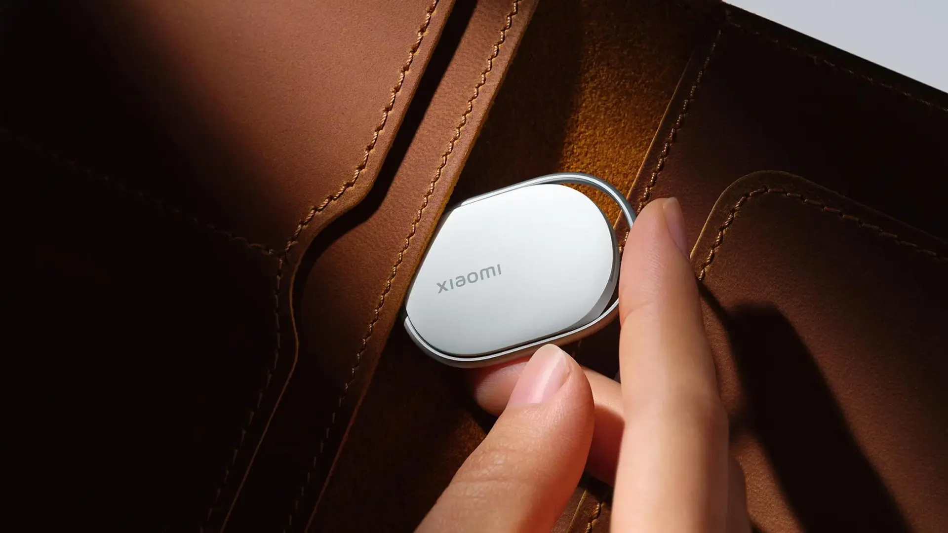 Xiaomi lanza su propio AirTag: así es el nuevo rival de Apple que funciona con iPhone y Android