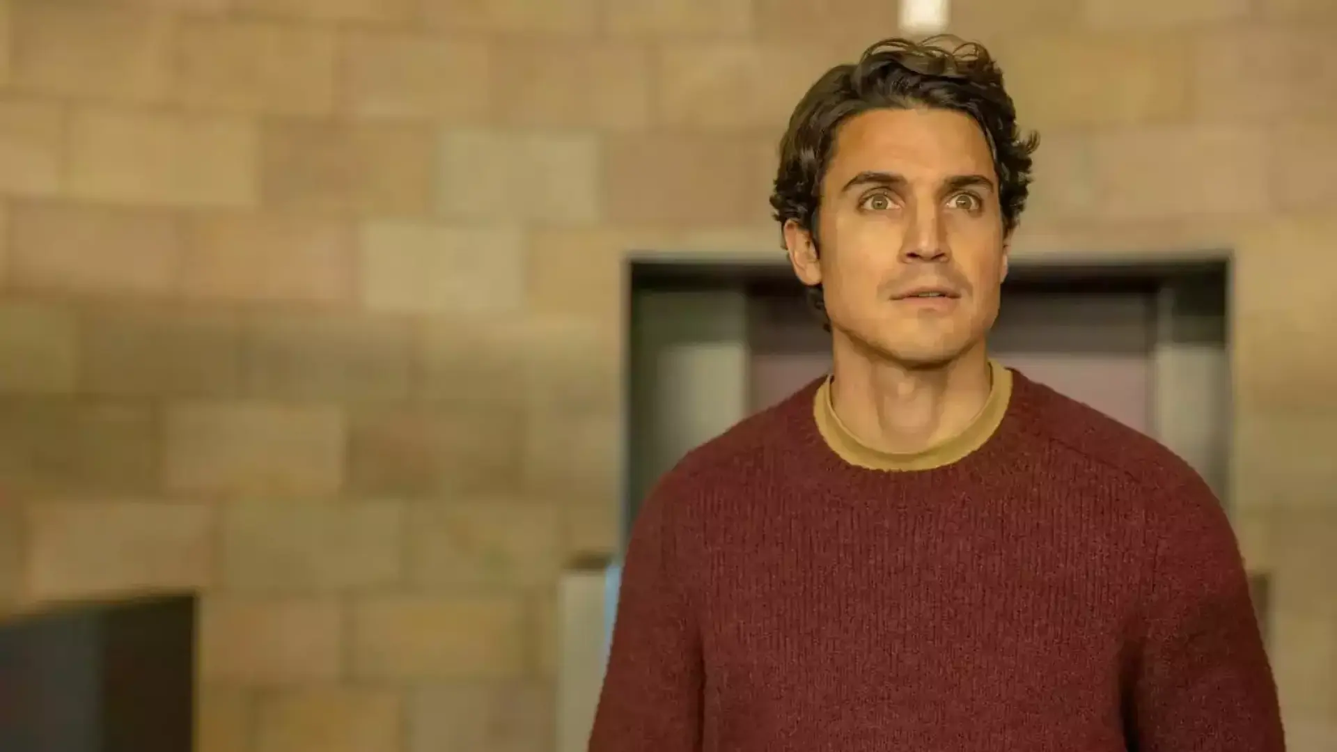 La miniserie con Álex González en Prime Video: 6 episodios de thriller de ciencia ficción en el Mobile World Congress