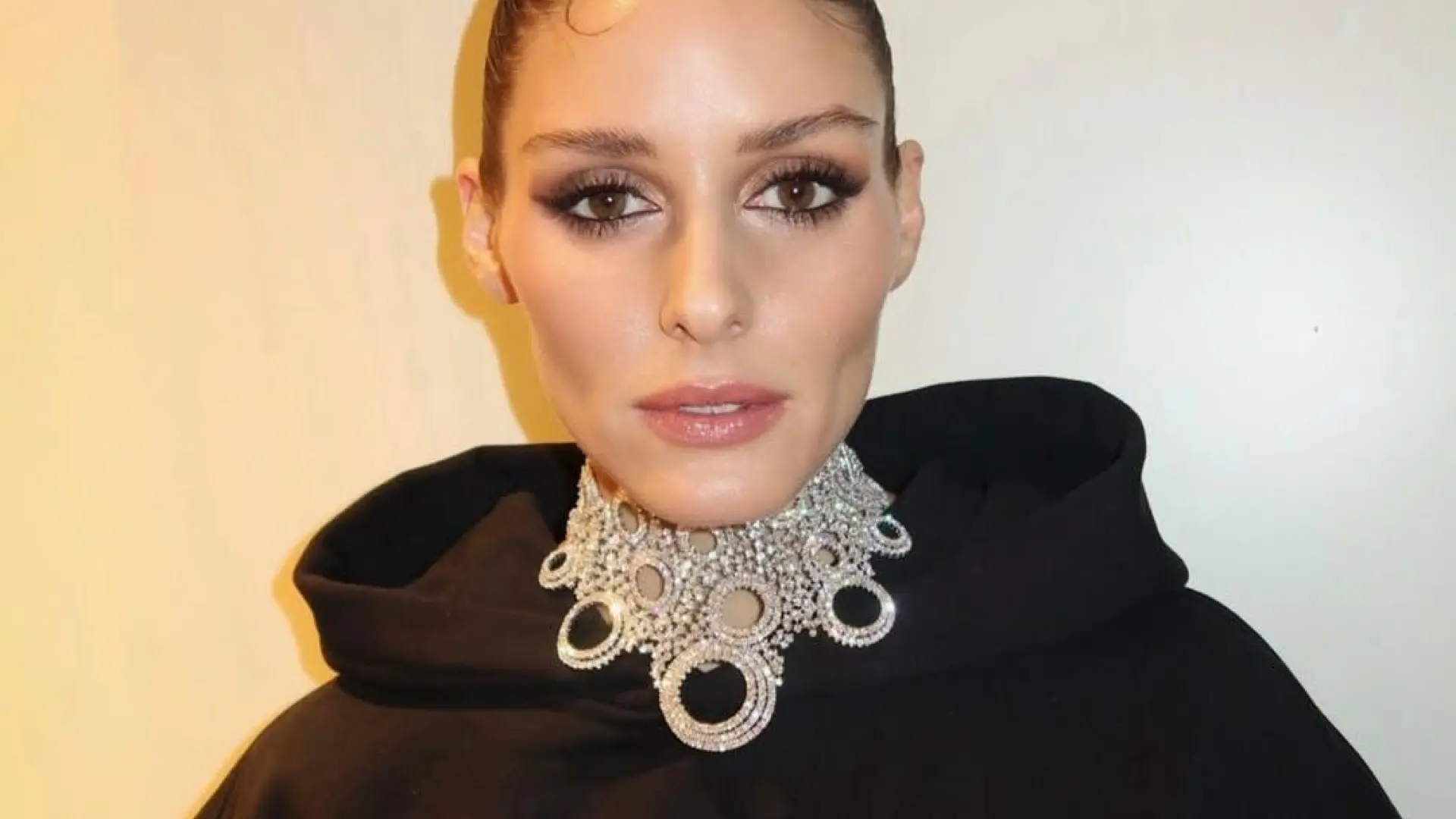 Ni Mango ni Inditex: la firma española que ha conquistado a Olivia Palermo en la Fashion Week de Milán