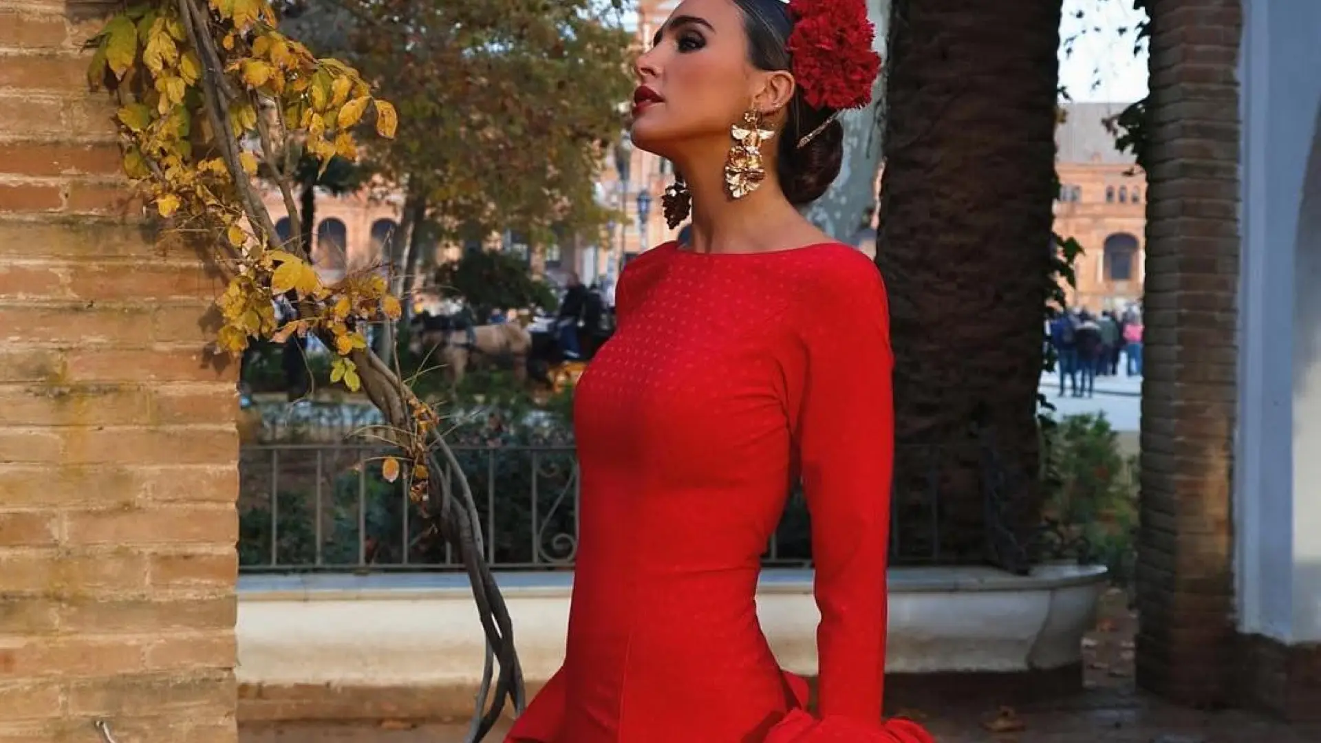 Asimétrica y con volantes: así es la falda de Zara con acento andaluz que promete arrasar esta primavera