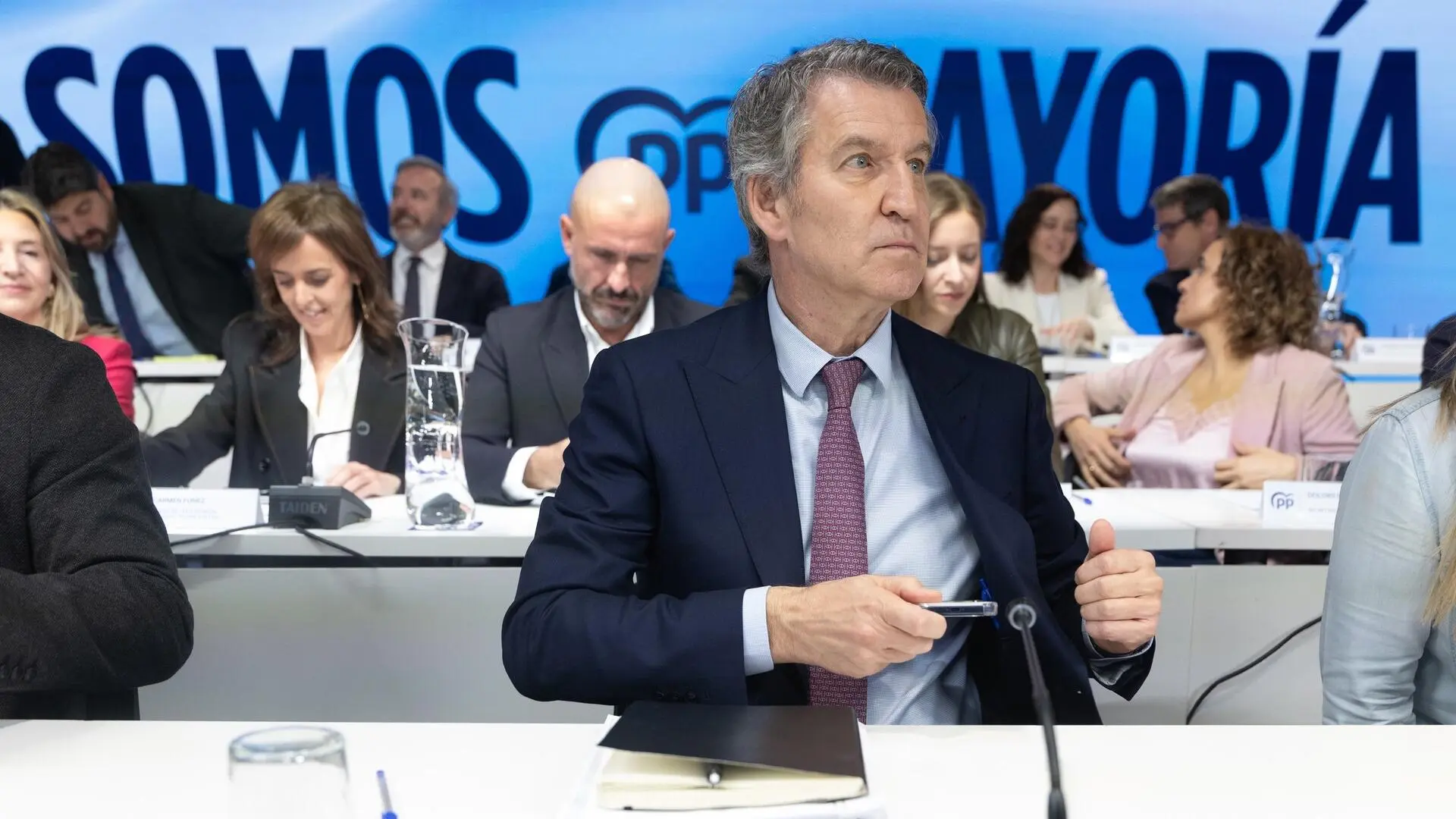 Feijóo asegura tener casi cerrado con Vox un "acuerdo programático" en Extremadura que quiere extender a Aragón y Castilla y León