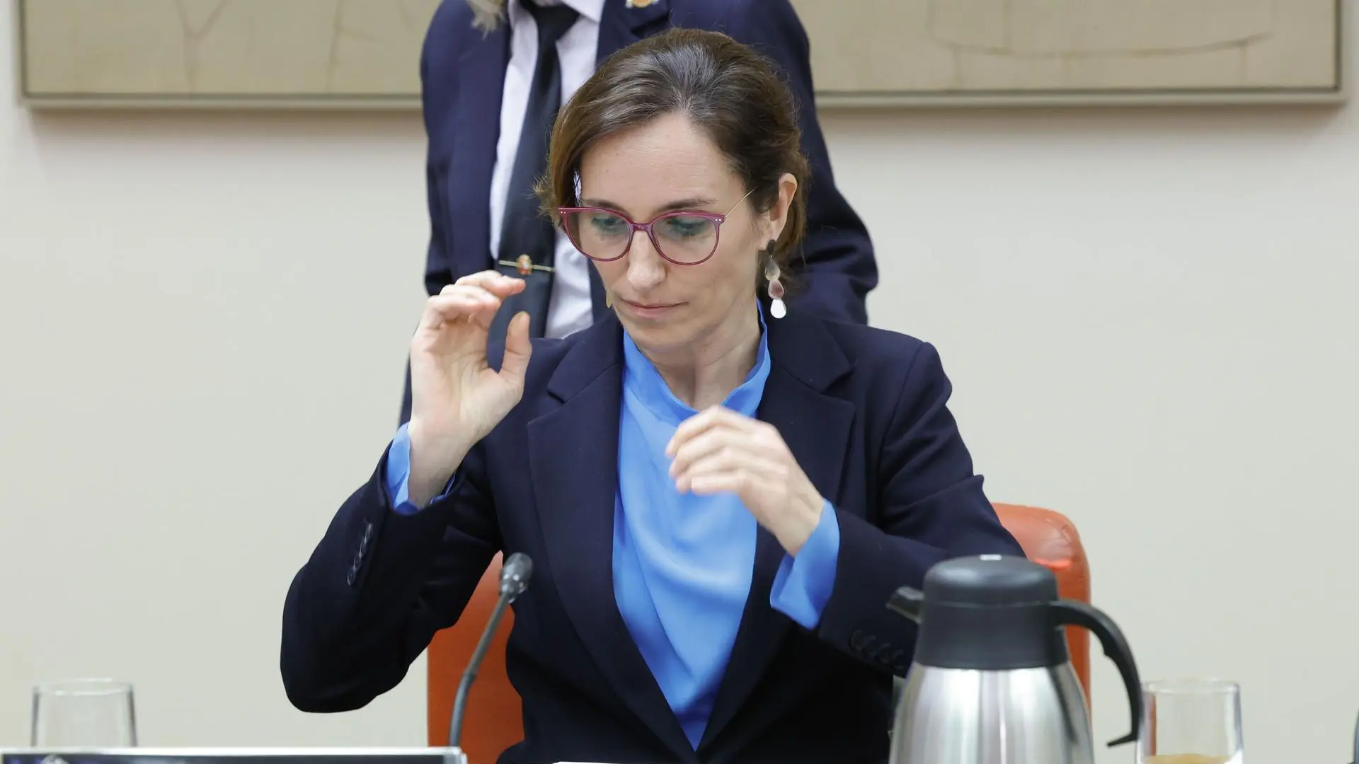 
         Sanidad y comunidades autónomas pactan una mediación independiente para intentar desbloquear la huelga médica 
    