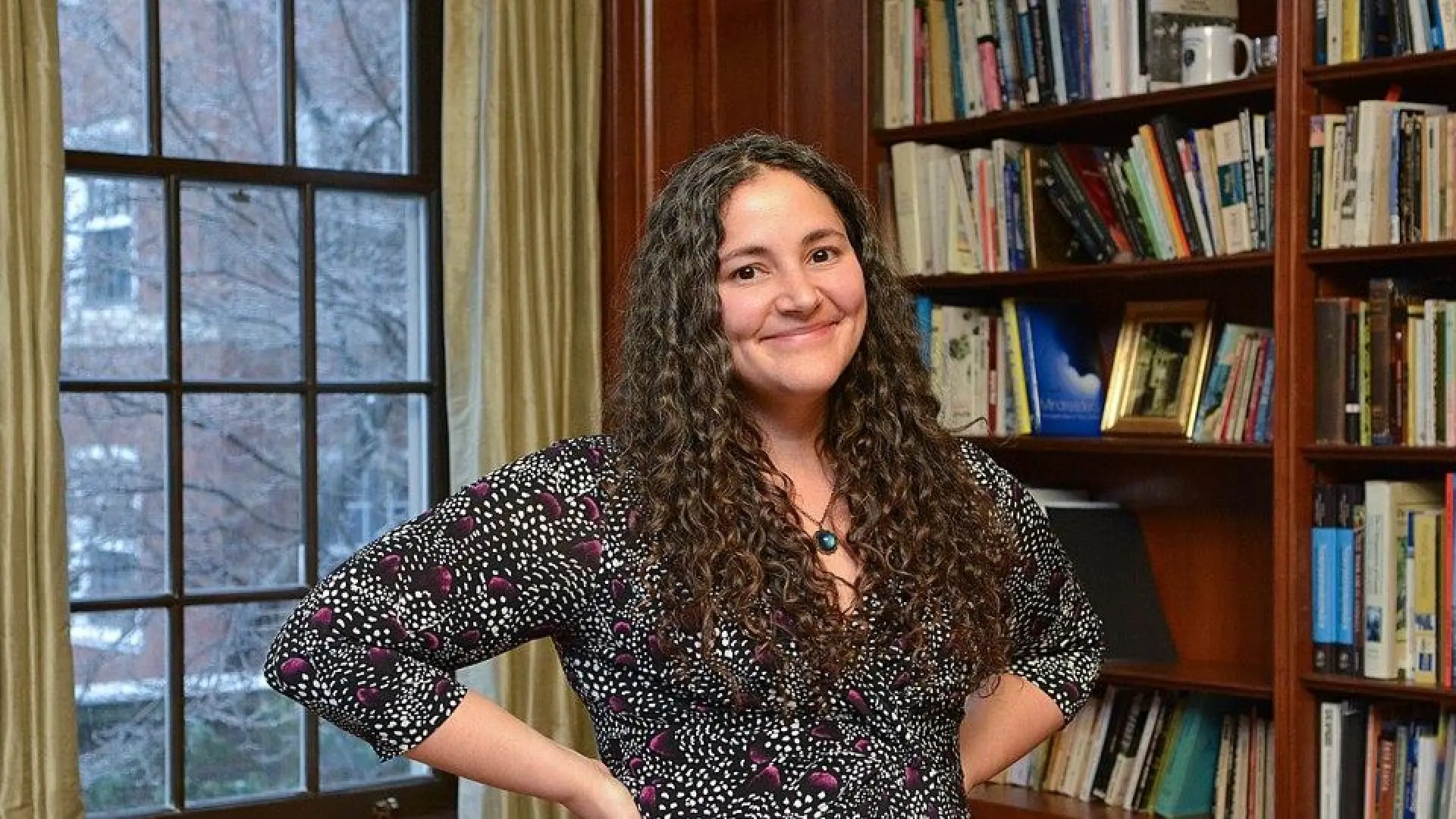 
         Laurie Santos, experta en felicidad de Yale: “La clave para ser más feliz puede ser tan simple como dar un paseo rápido cada día” 
    