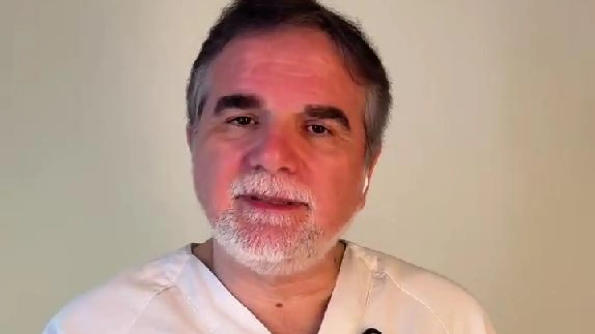 Javier Quintero, psiquiatra: "Uno de los ansiolíticos naturales más eficaces no se vende en farmacias"