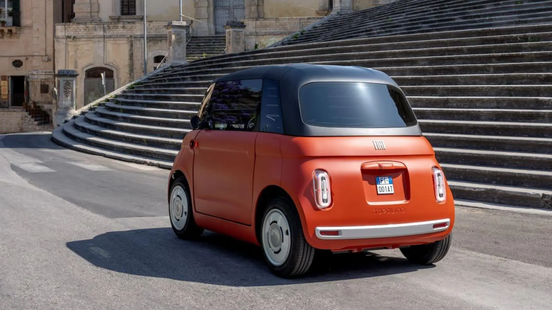 El eléctrico que está triunfando en Europa se renueva y sigue costando menos de 40 €/mes