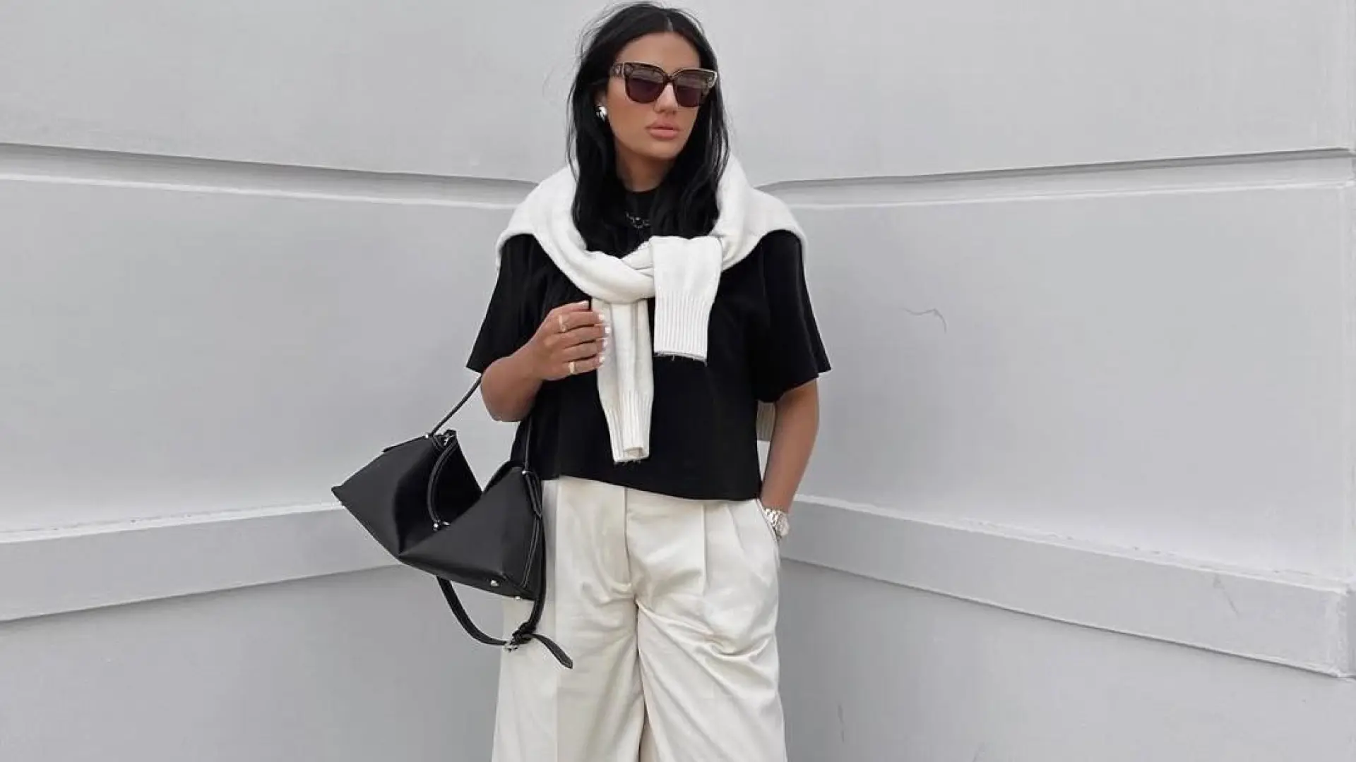 
         Ni 'shorts' ni falda: esta es la bermuda en color camel de Zara que arrasará esta primavera 
    