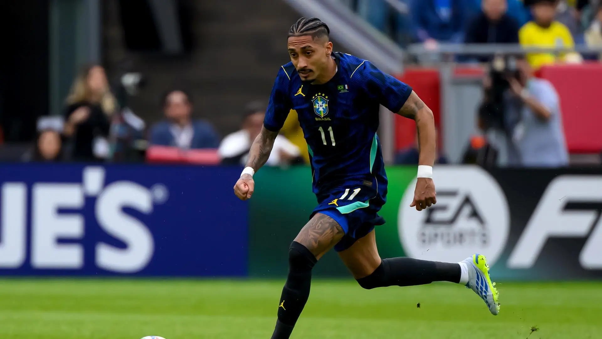 
         Ancelotti aclara la lesión de Raphinha con Brasil: "Le molestó un poco el músculo" 
    