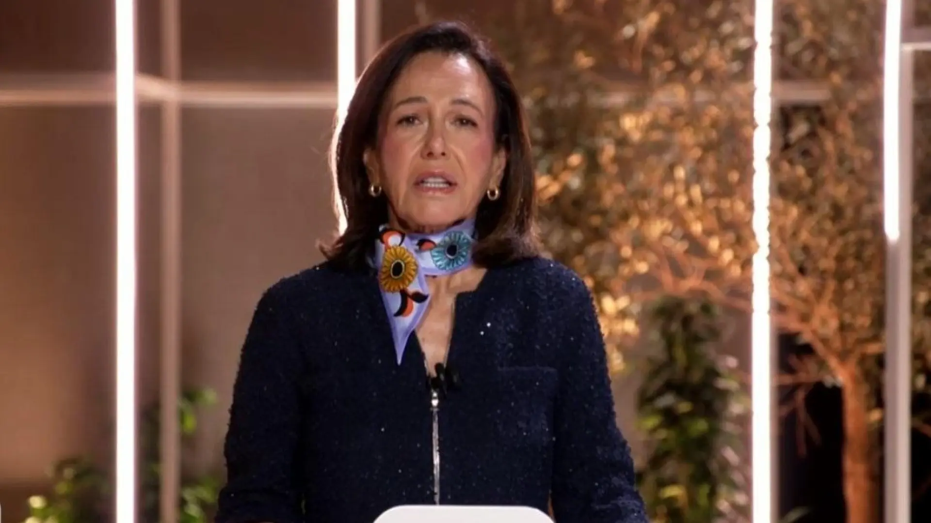 Ana Botín alerta de que el mundo afronta un escenario de mayor inflación por la guerra