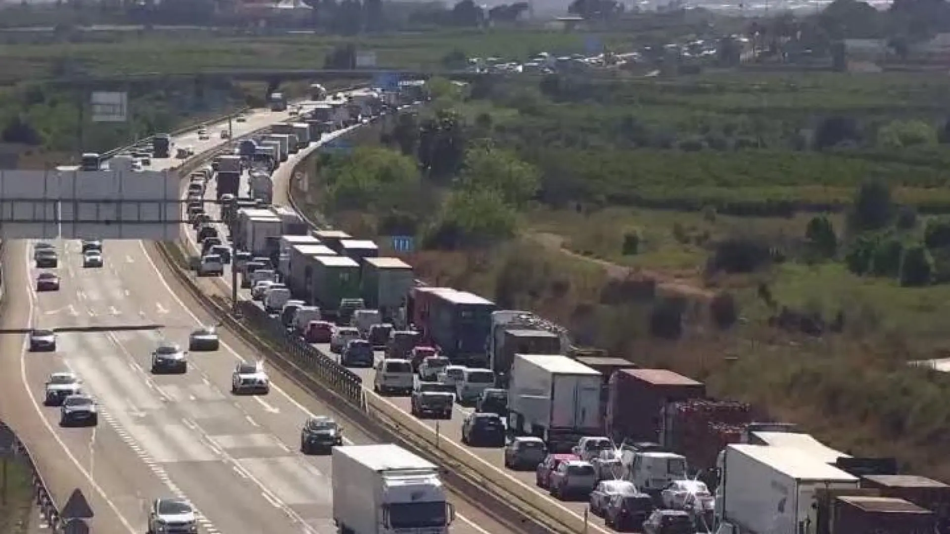 El segundo gran éxodo de la Semana Santa arranca hoy: la DGT prevé 10 millones de desplazamientos