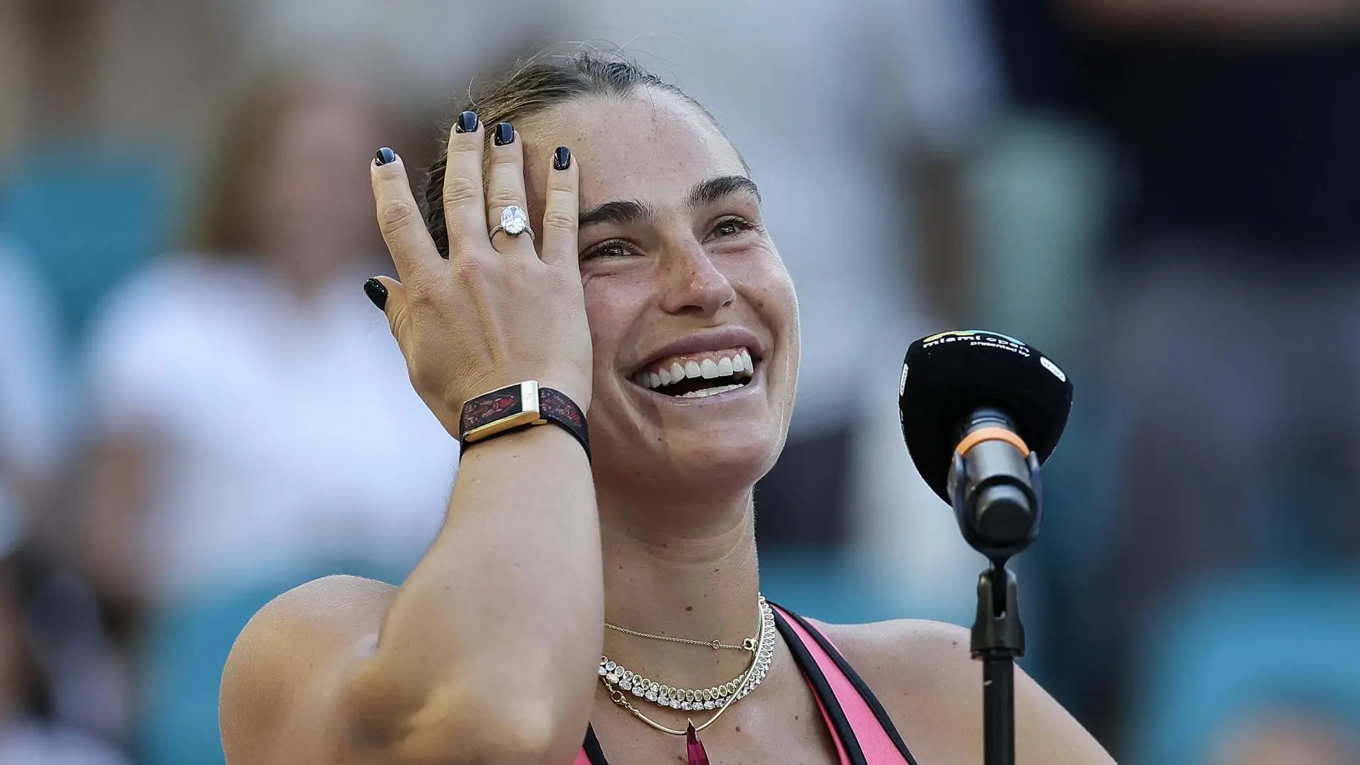 Aryna Sabalenka se disculpa con una aficionada por su comportamiento: "No debí ser tan grosera, pero no puedes hacer eso"
