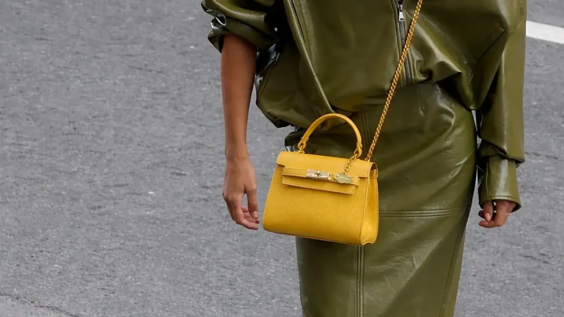 
         Ni mini ni XXL: así son los bolsos que marcarán tendencia esta primavera 2026, según un diseñador 
    