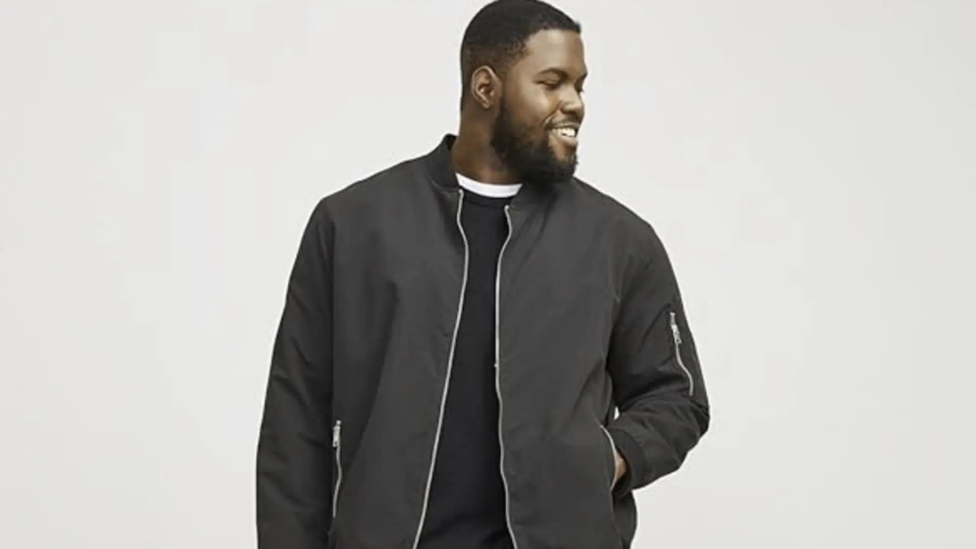 Prepárate para el entretiempo con esta sudadera de Jack&Jones que tiene 'preciazo' en Amazon y está disponible en 15 colores