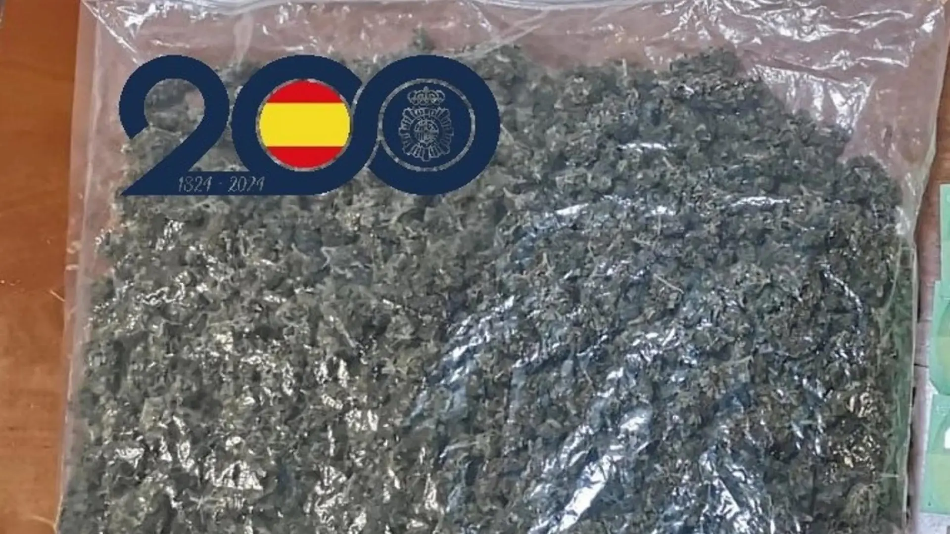Detienen a un hombre y una mujer con un bolsa de 600 gramos de marihuana en Murcia