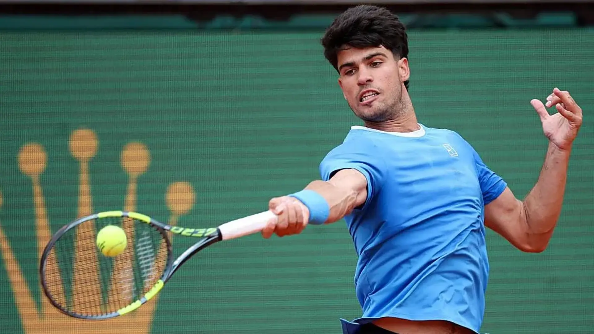 La descomunal pegada de Alcaraz: conecta una derecha a 184 kilómetros por hora y la pelota 'desaparece'