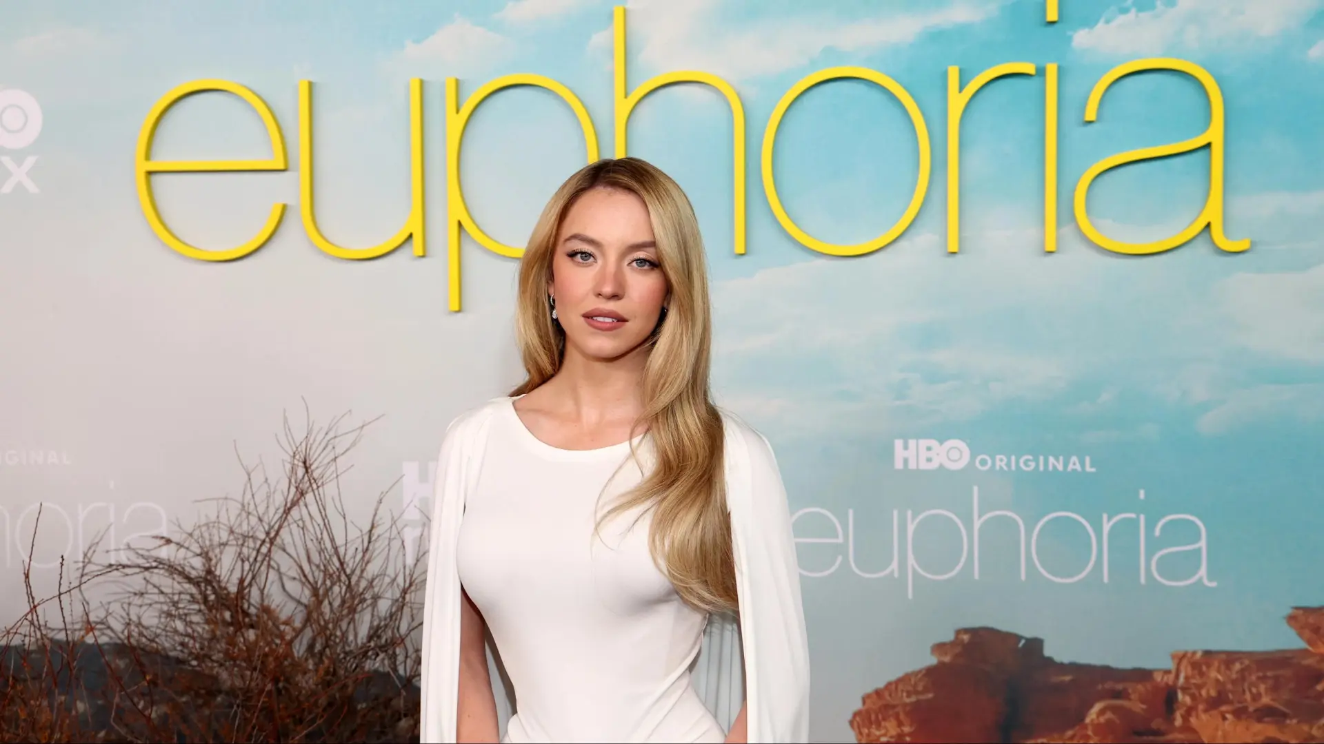 
         Sydney Sweeney, sobre Cassie en la temporada 3 de 'Euphoria': "Lo que sea por ser famosa" 
    