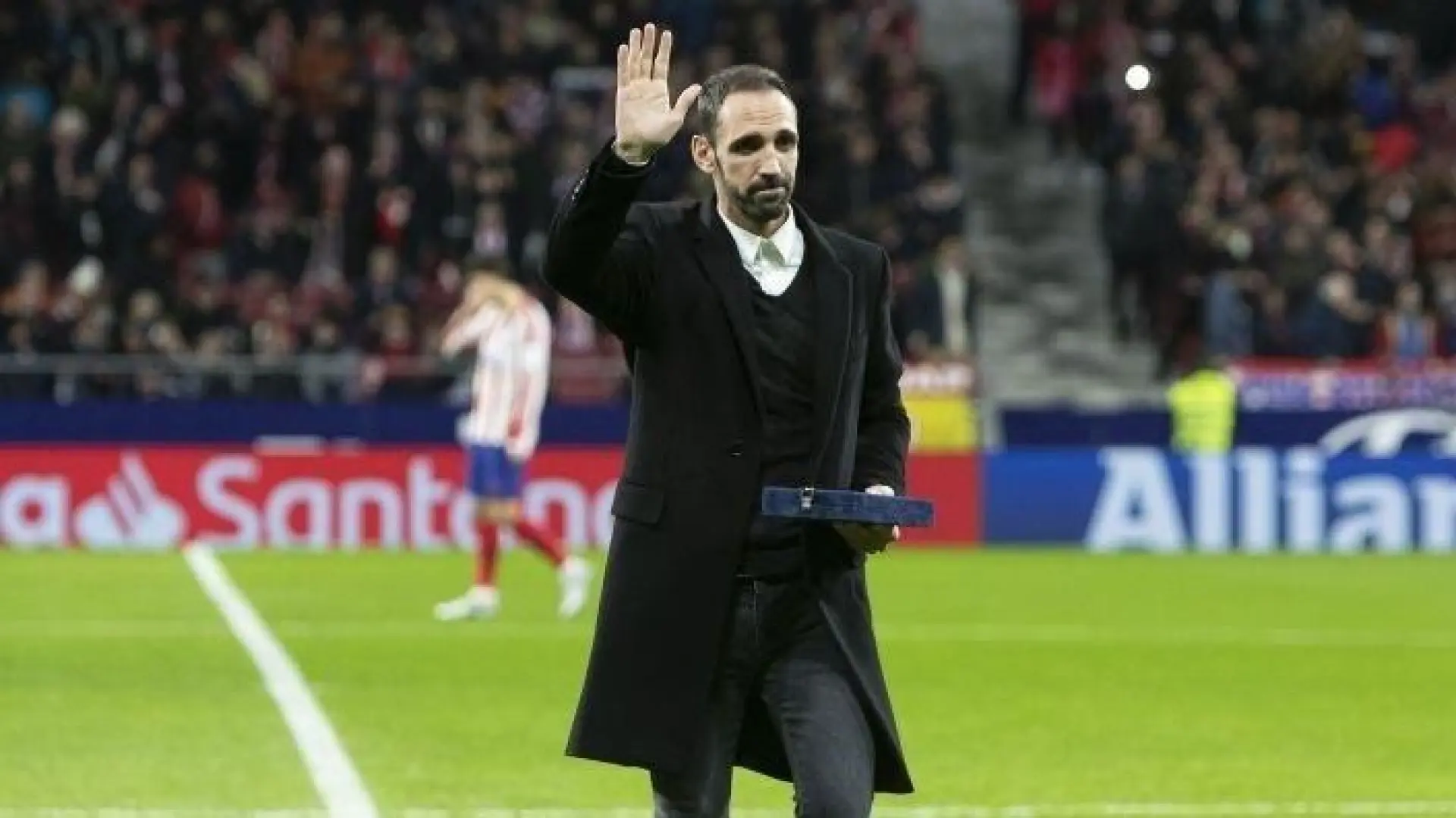 
         Juanfran responde a las críticas por su opinión del Atleti - Barça: "Esas defensas parciales las hacen muchos para el Madrid" 
    