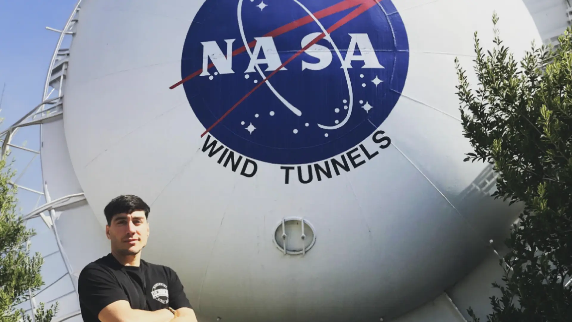 Eneko Axpe, el físico vasco de la NASA que crea menús para astronautas: "En gravedad cero no se perciben muchos sabores"