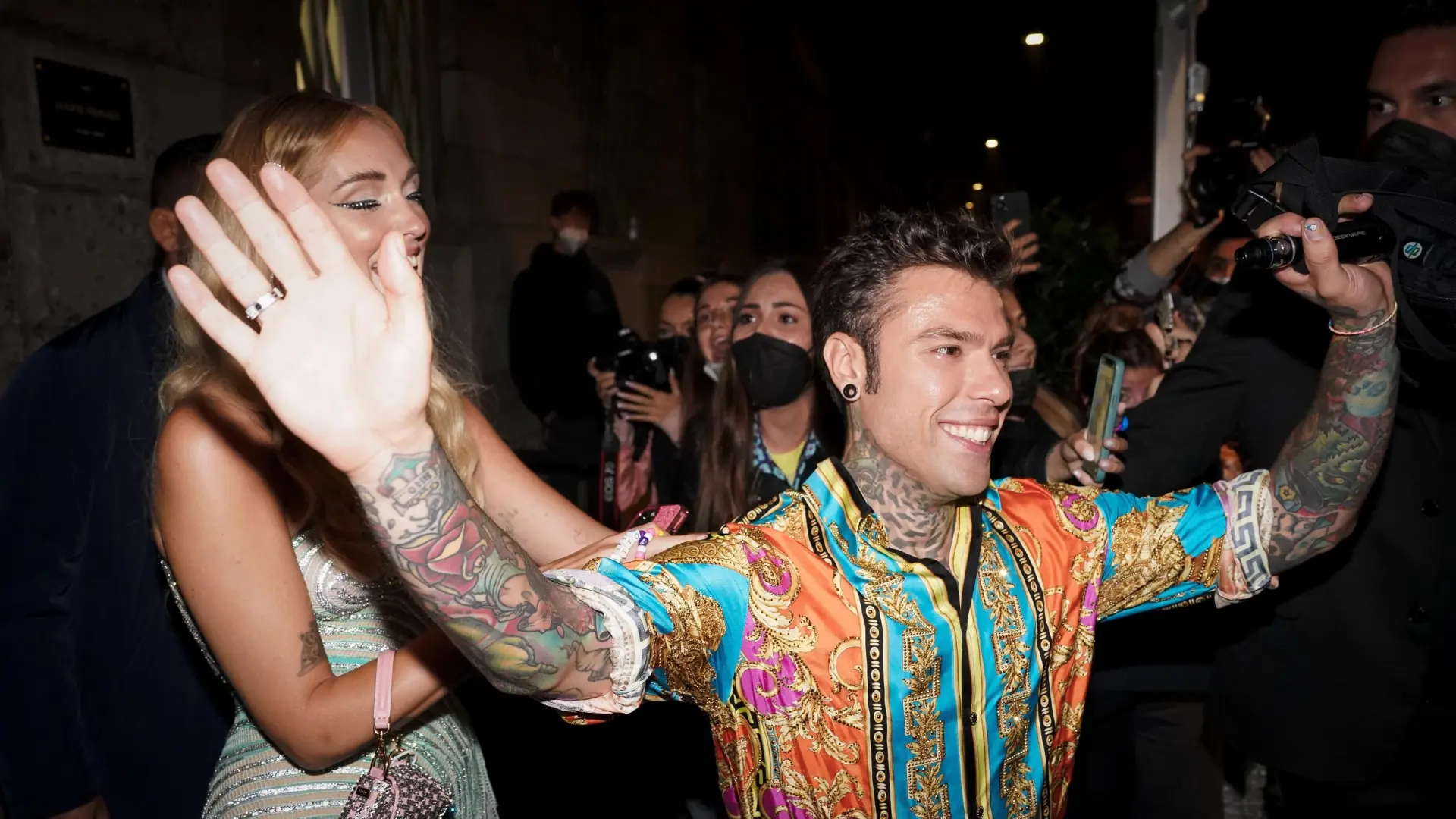 
         Fedez anuncia que va a ser padre por tercera vez: el rapero espera un bebé con su novia Giulia Honegger 
    