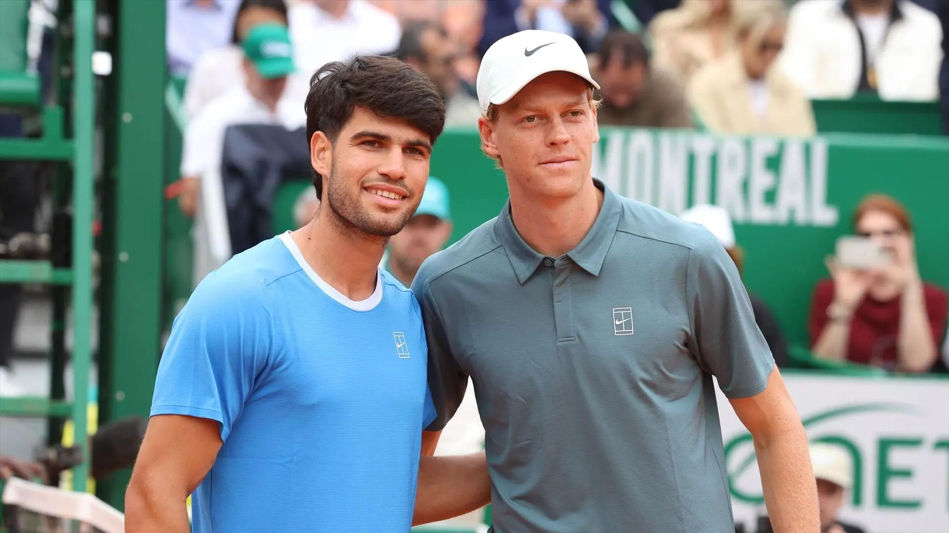 
         Carlos Alcaraz avisa sobre Jannik Sinner: "Está alcanzando un nivel en tierra realmente peligroso" 
    