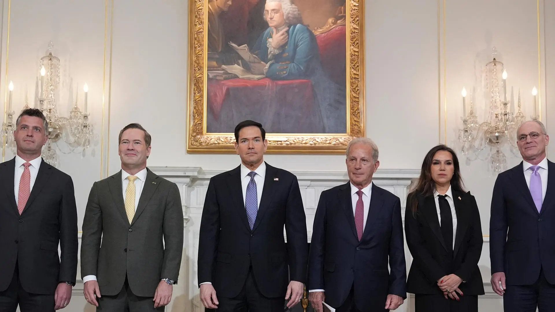 
         Israel y Líbano negocian un alto el fuego ligado al desarme de Hezbolá, que rechaza cualquier acuerdo 
    