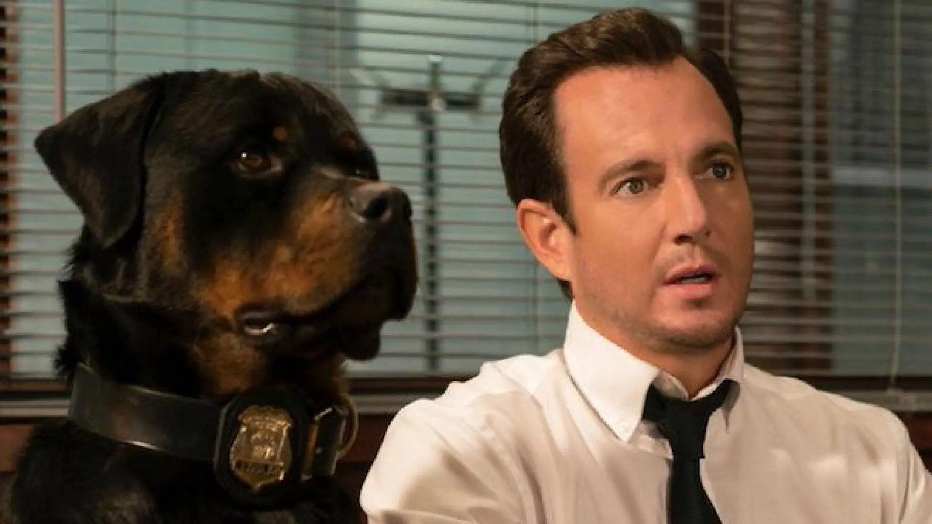 'Superagente canino' elimina referencias a la "extorsión sexual" a menores