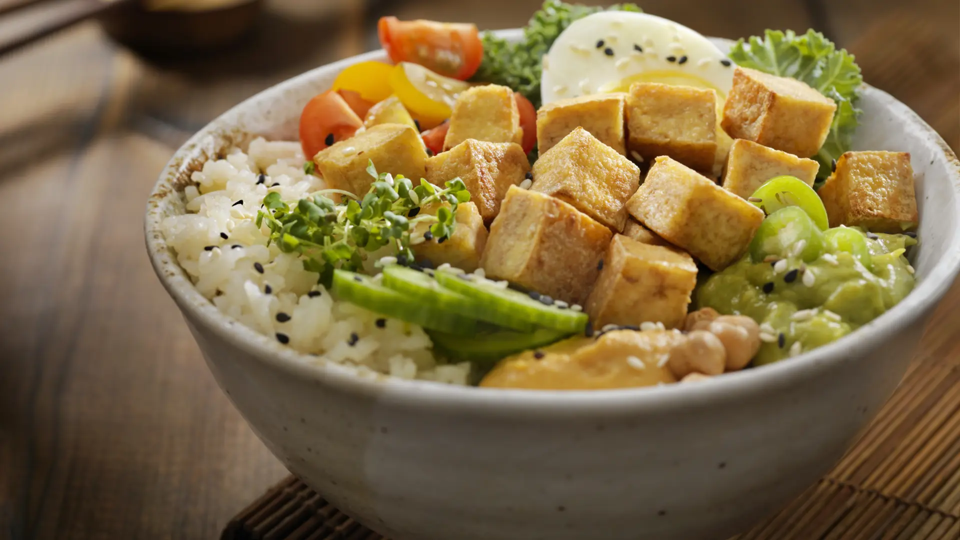 Receta de tofu encebollado con verduras por menos de 3 euros