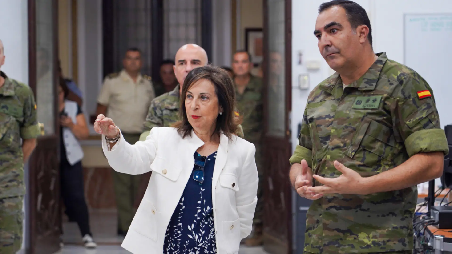 Margarita Robles nos descubre este 12 de octubre la 'blazer' que será