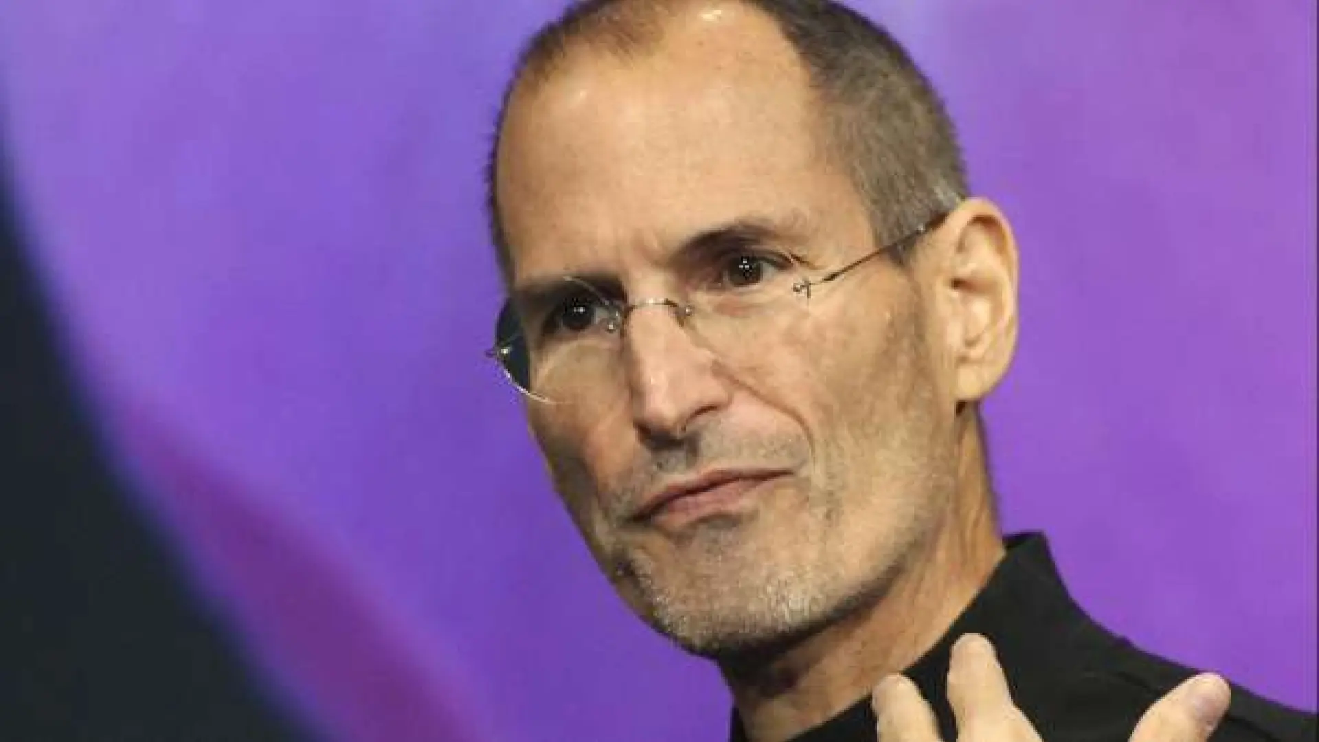 Steve Jobs podría haberse curado con un tratamiento profesional, según su biógrafo