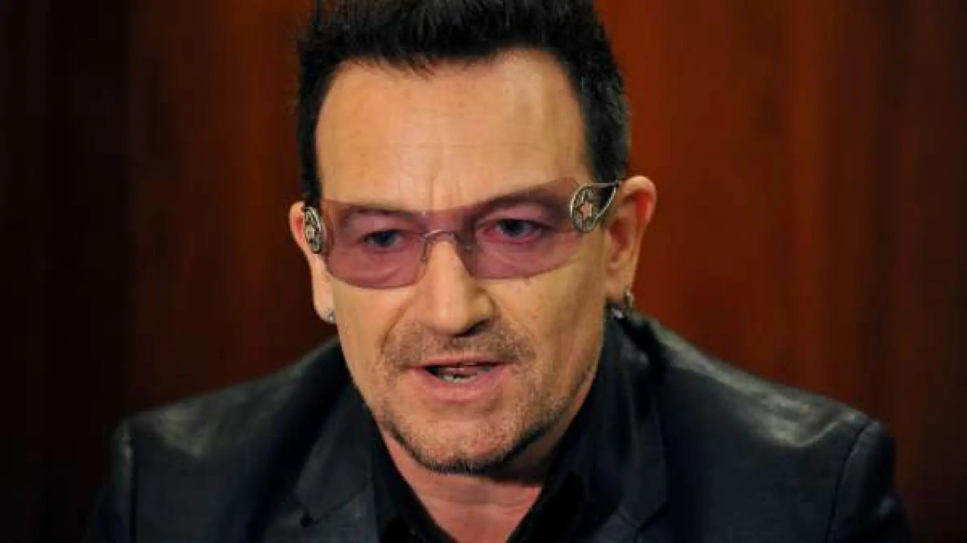 Julian Lennon asegura que los problemas de visión del cantante Bono