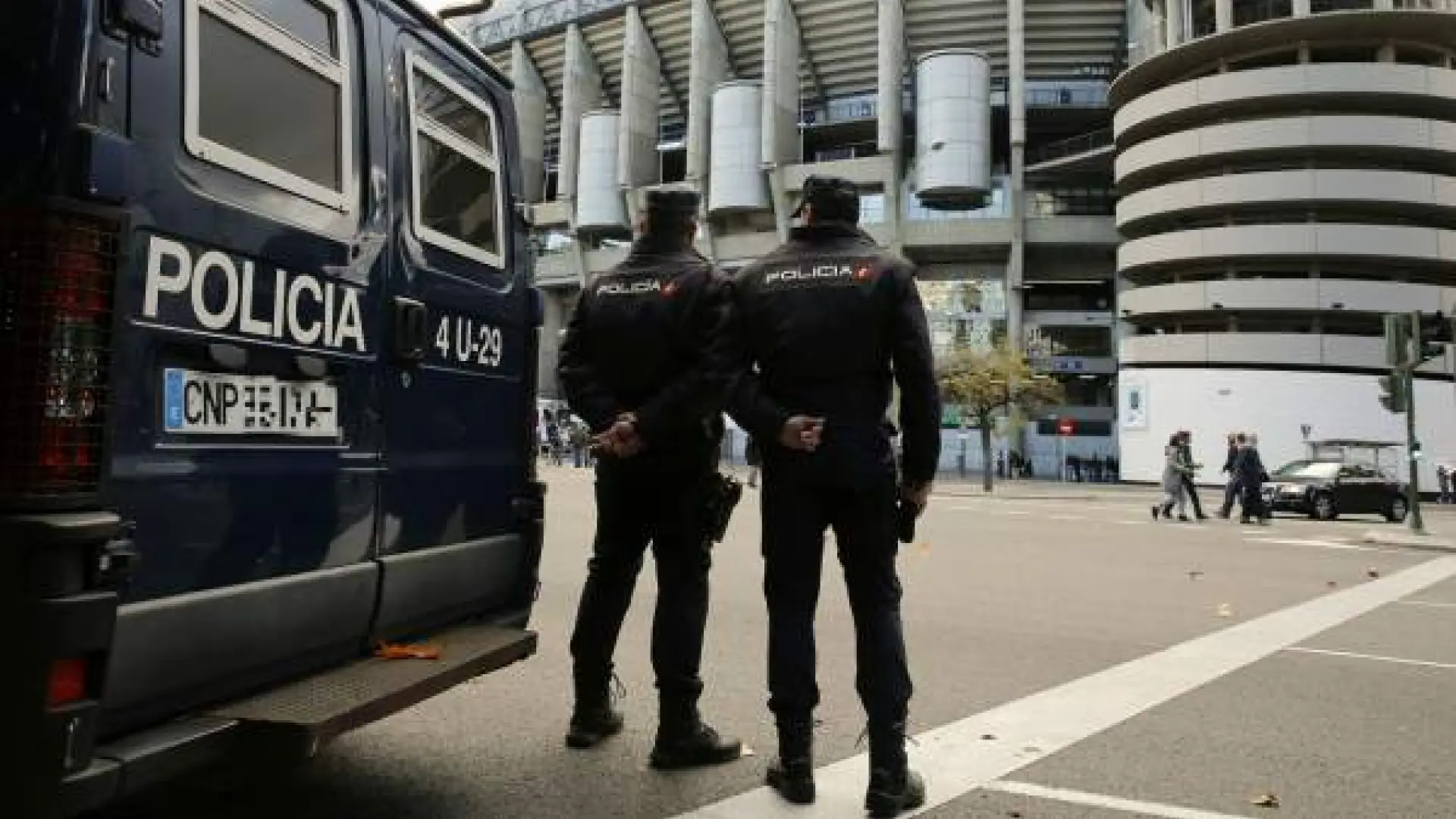 El despliegue por la NFL en el Bernabéu y una carrera el domingo atascarán el centro de Madrid este fin de semana thumbnail