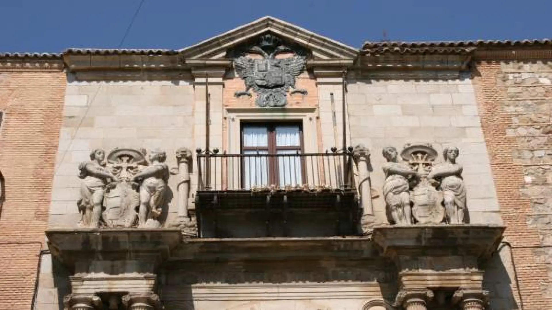 
         El Arzobispado de Toledo justifica pagar a un cura condenado por violar a una menor: "Lo fundamental es que la víctima cobre" 
    