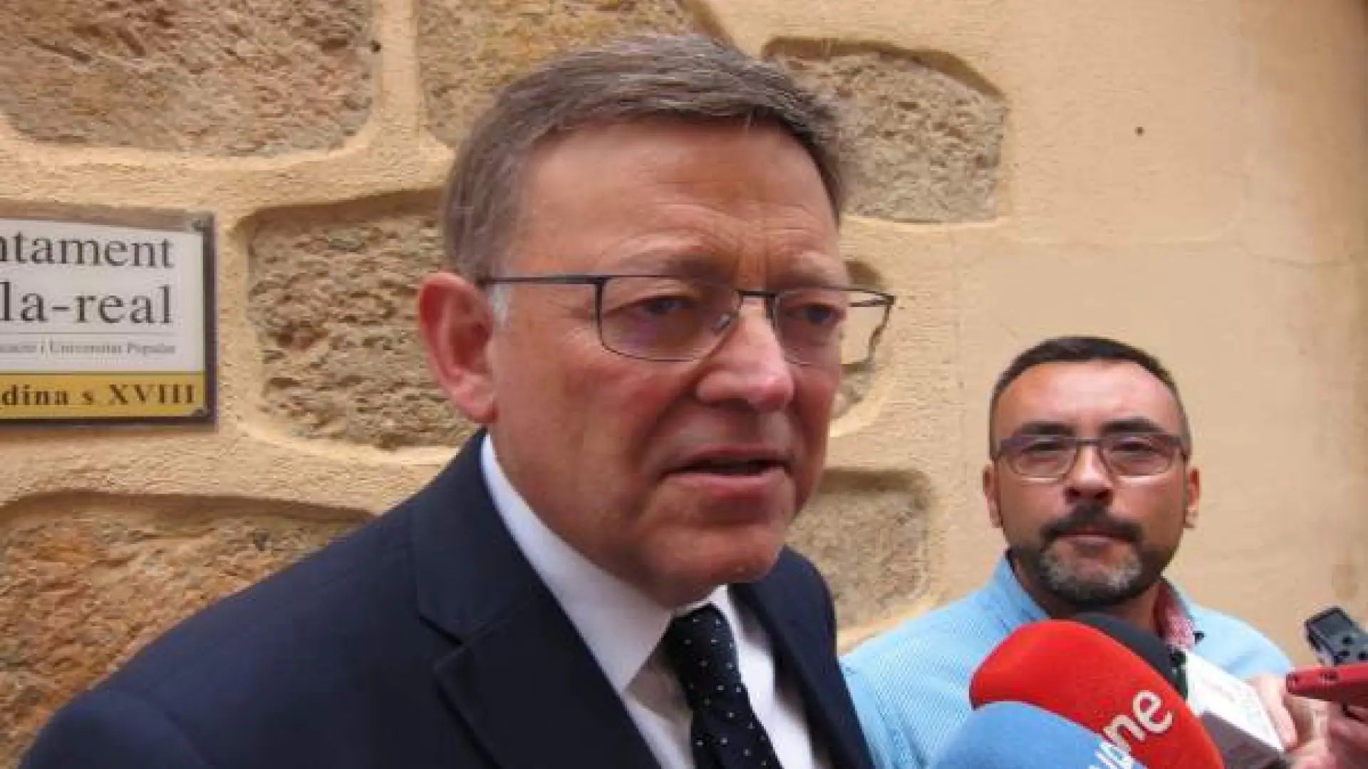 Puig advierte de que será