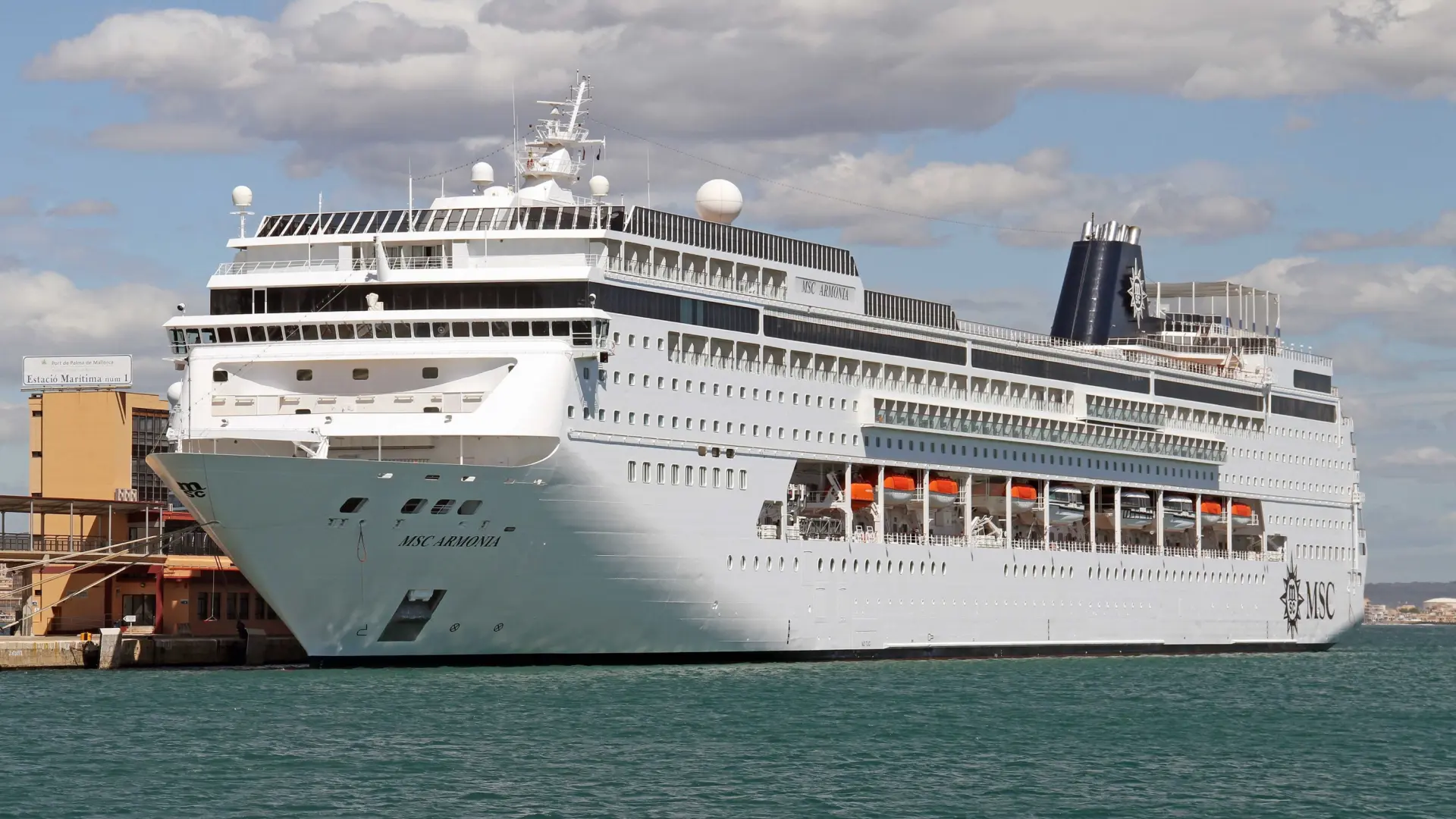 Dos ciudades españolas, clasificadas entre las mejores escalas de crucero del mundo, según el 'Daily Mail'