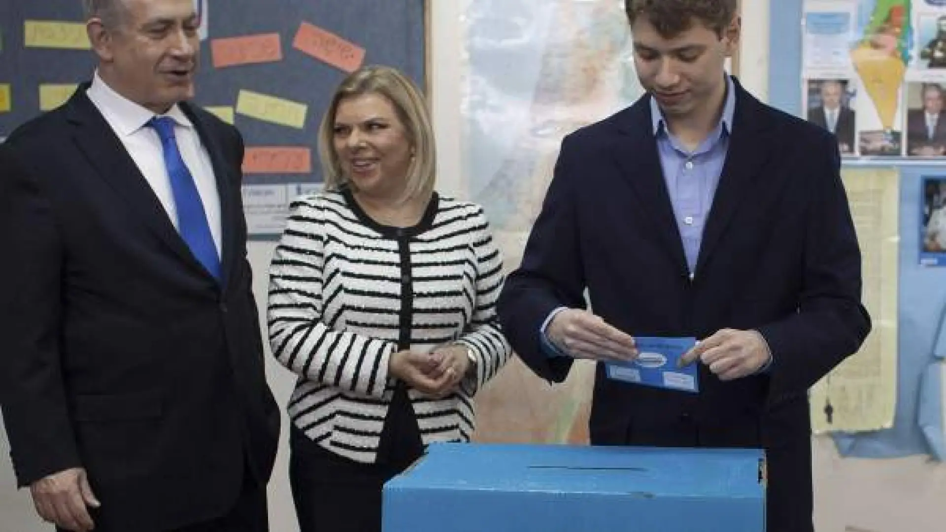 La ajetreada vida sentimental de Netanyahu: dos divorcios, infidelidades, una disculpa pública y tres hijos de dos madres