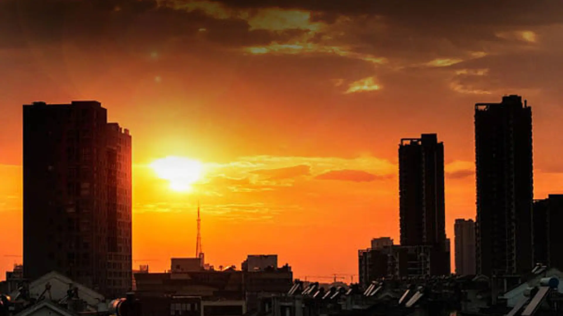 BANCA LADRILLO - Sabadell suelta más &amp;#39;ladrillo&amp;#39; y vende a Azora más de ...