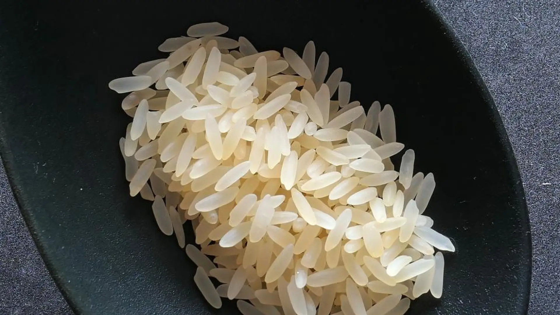 ¿Lavar el arroz? La ingeniera de alimentos Mariana Zapién explica cómo reducir el arsénico