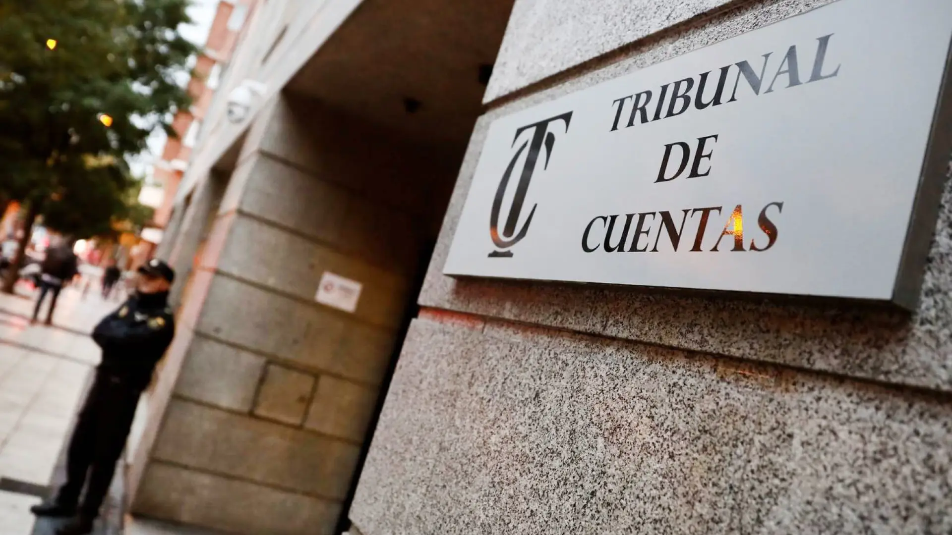 Las fundaciones políticas recibieron 17.600 euros al día en donaciones y subvenciones