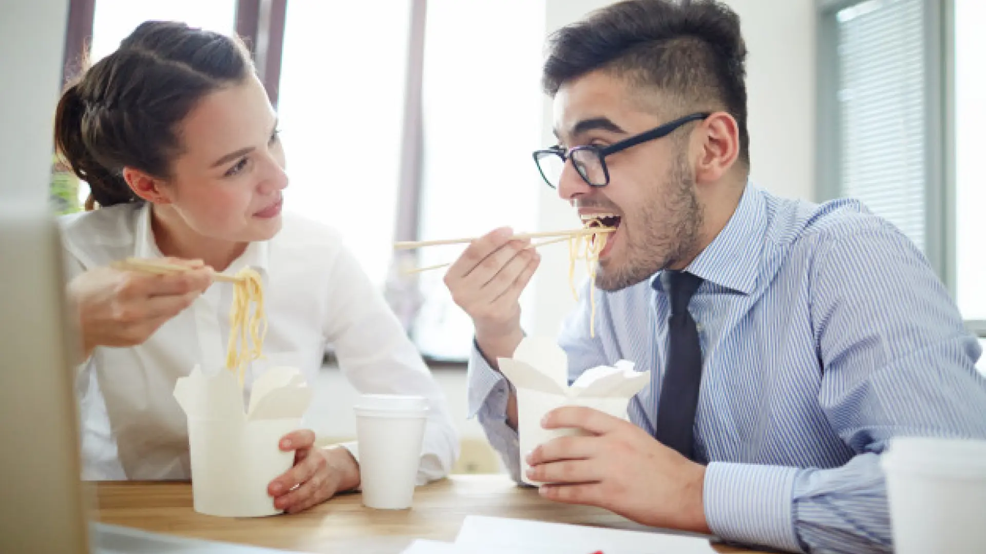 Los mejores alimentos para detoxificar el cuerpo e incorporar al menú de vuelta a la oficina