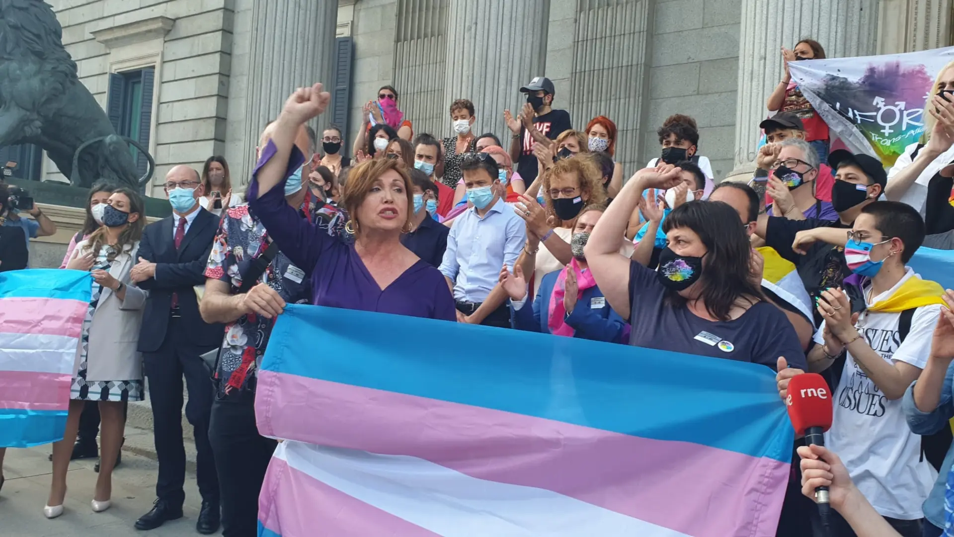 CHRYSALLIS y GYLDA piden que el de la ciudadanía con la personas trans se refleje