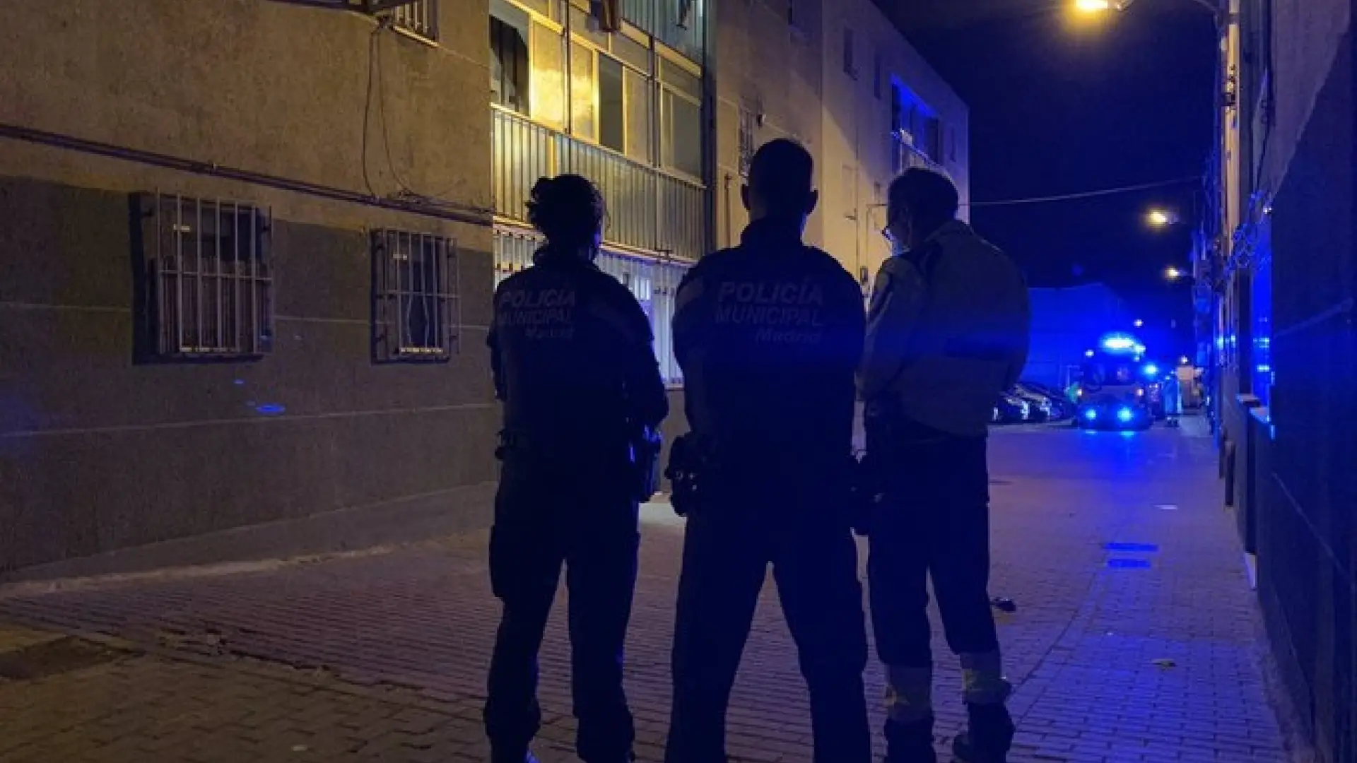 En estado grave un hombre de 39 años tras recibir varios disparos en una urbanización de San Blas