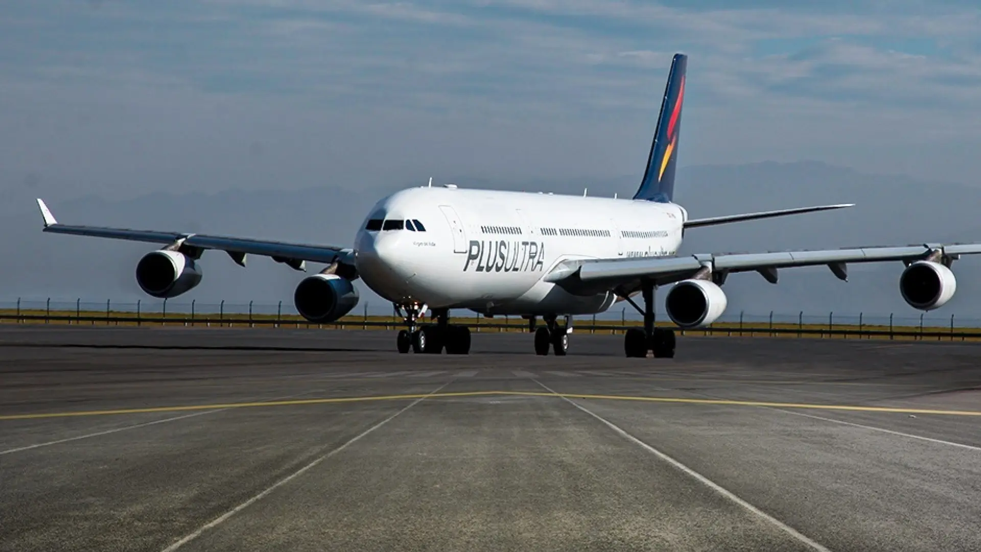 Plus Ultra suspende sus vuelos entre Madrid y Caracas previstos para este martes y el jueves