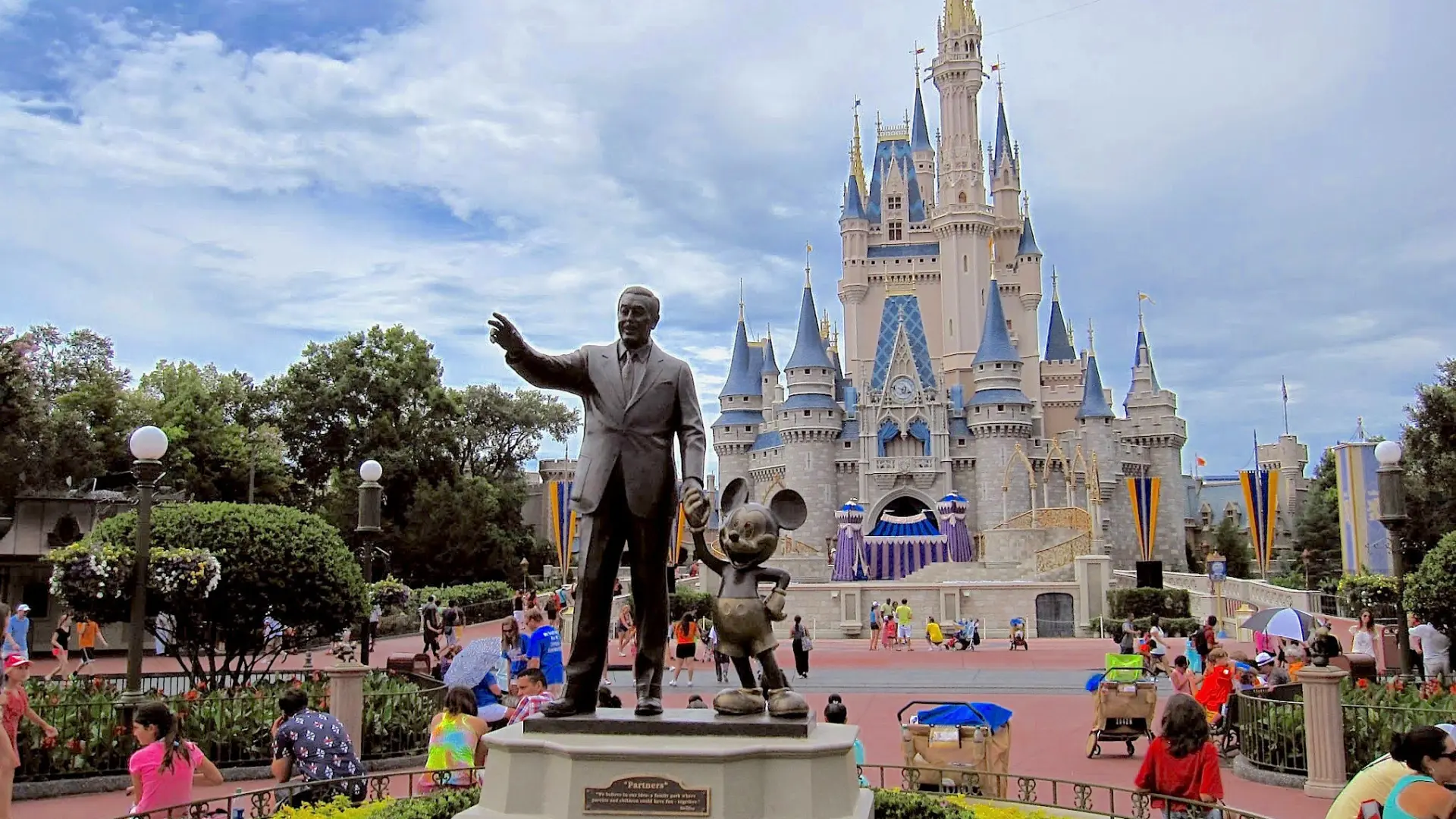 Investigan tres muertes ocurridas en Disney World en tan solo 10 días
